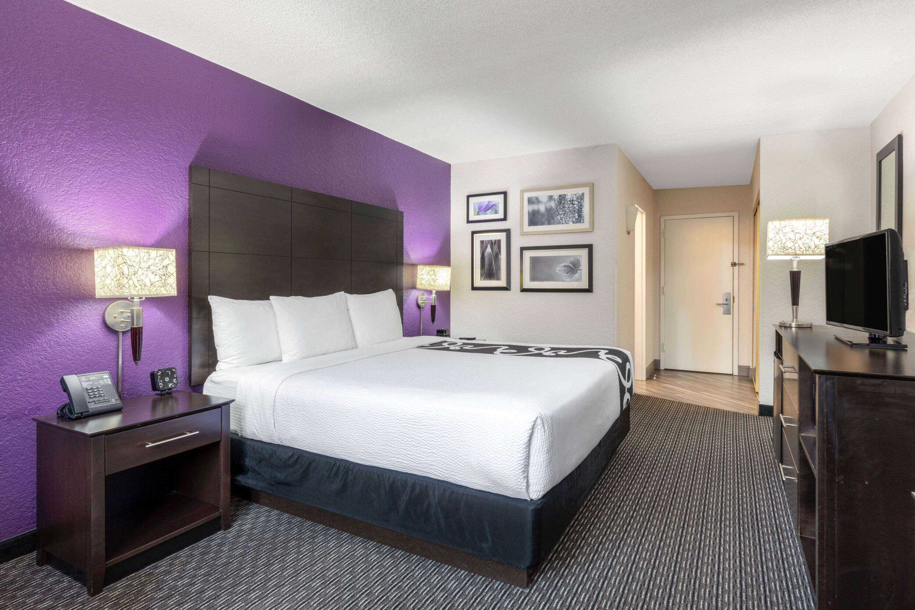 Gift card for La Quinta Inn & Suites by Wyndham Clifton/rutherford Gift card for La Quinta Inn & Suites by Wyndham Clifton/rutherford