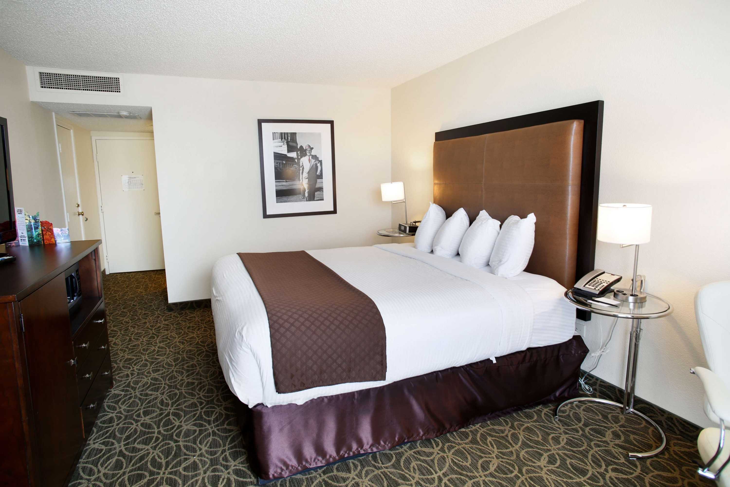 Gift card for Red Lion Inn & Suites Olympia, Governor Hotel Gift card for Red Lion Inn & Suites Olympia, Governor Hotel