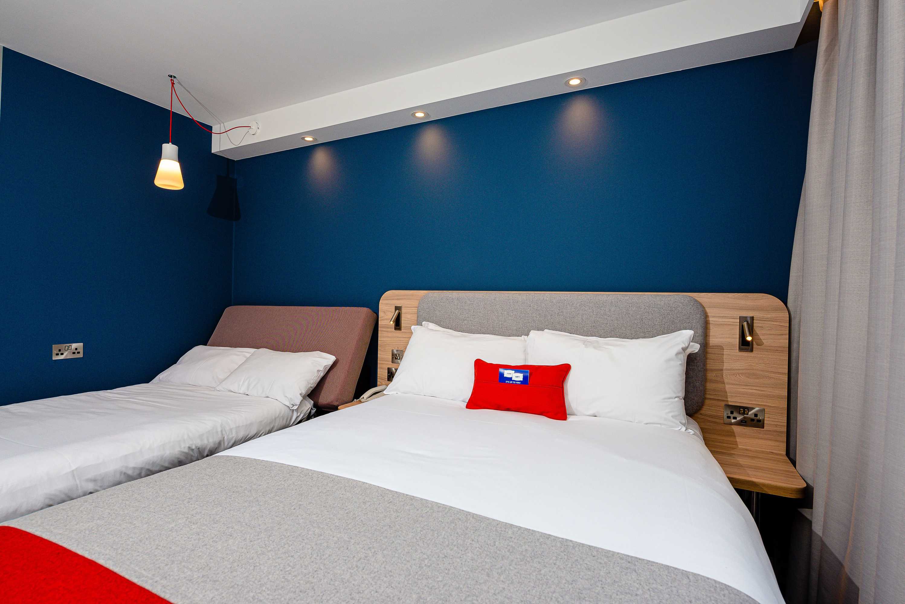 Gift card for Holiday Inn Express Canterbury by Ihg Gift card for Holiday Inn Express Canterbury by Ihg