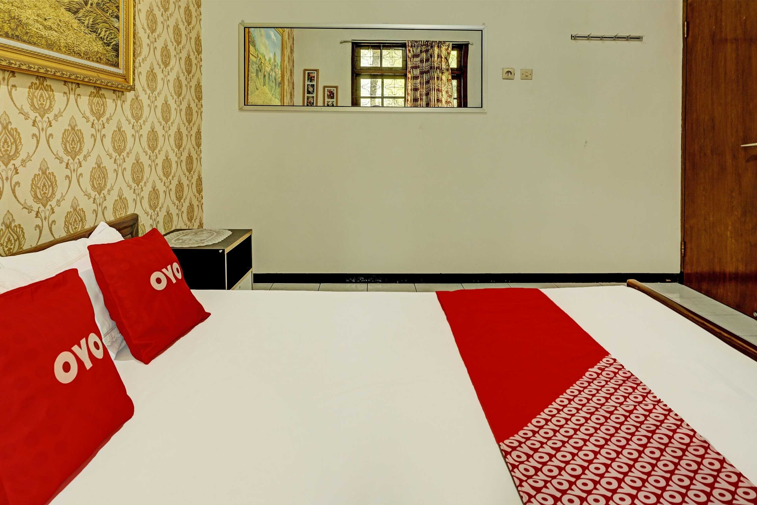 Gift card for Oyo Life 92376 Agape Villa