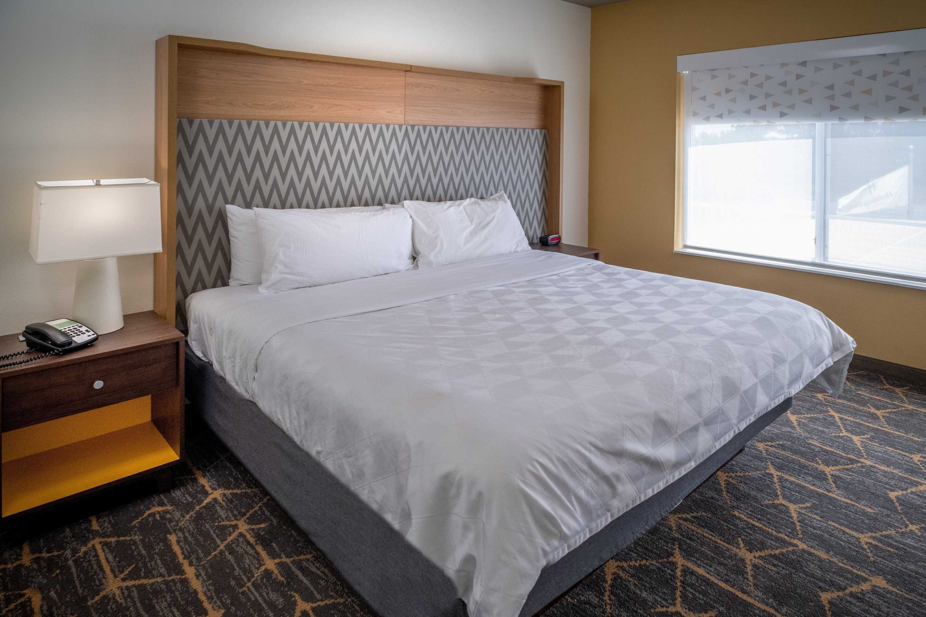Gift card for Holiday Inn Hotel & Suites Beckley by Ihg Gift card for Holiday Inn Hotel & Suites Beckley by Ihg