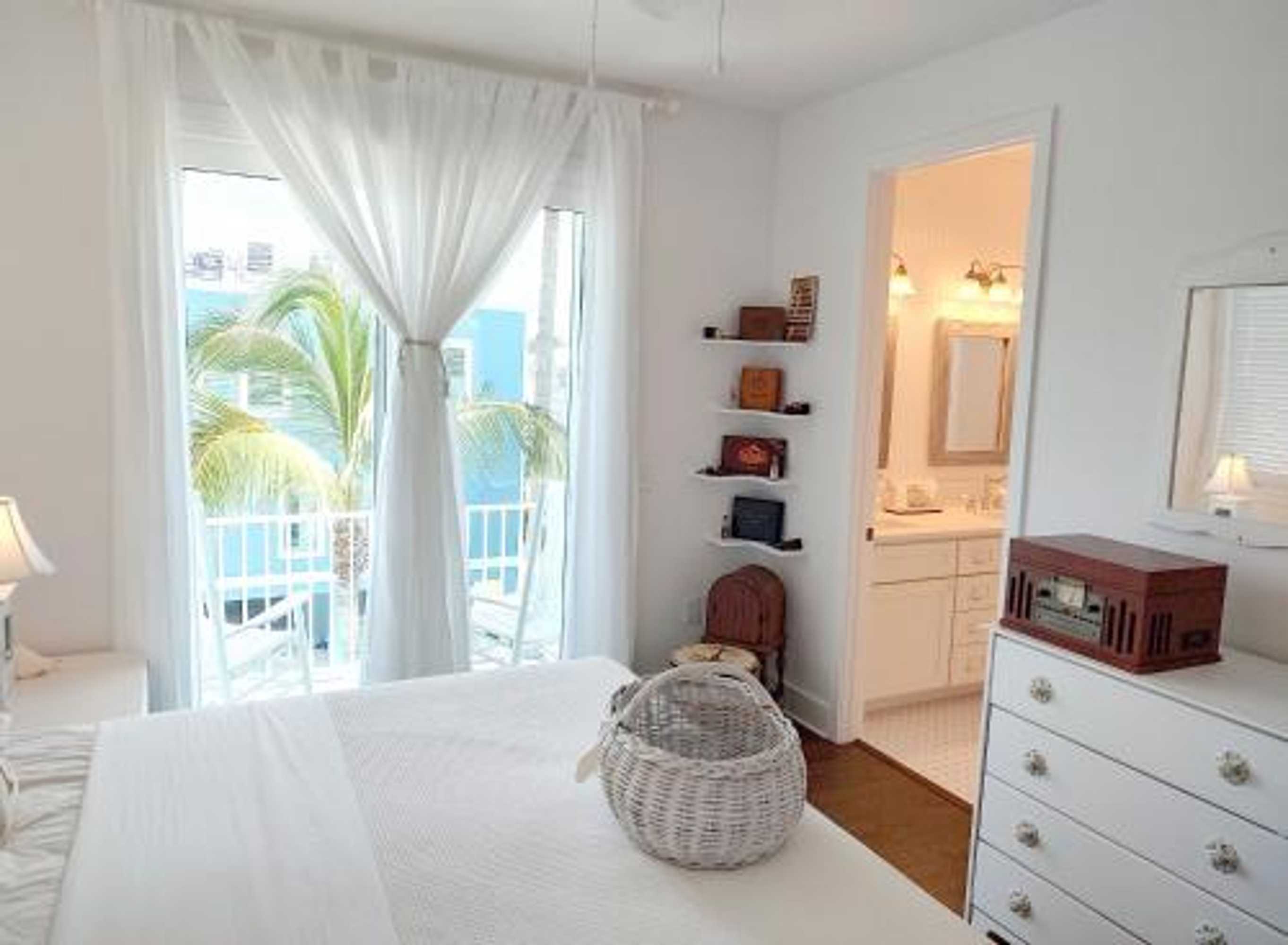 Gift card for Bungalow Beach Resort Gift card for Bungalow Beach Resort