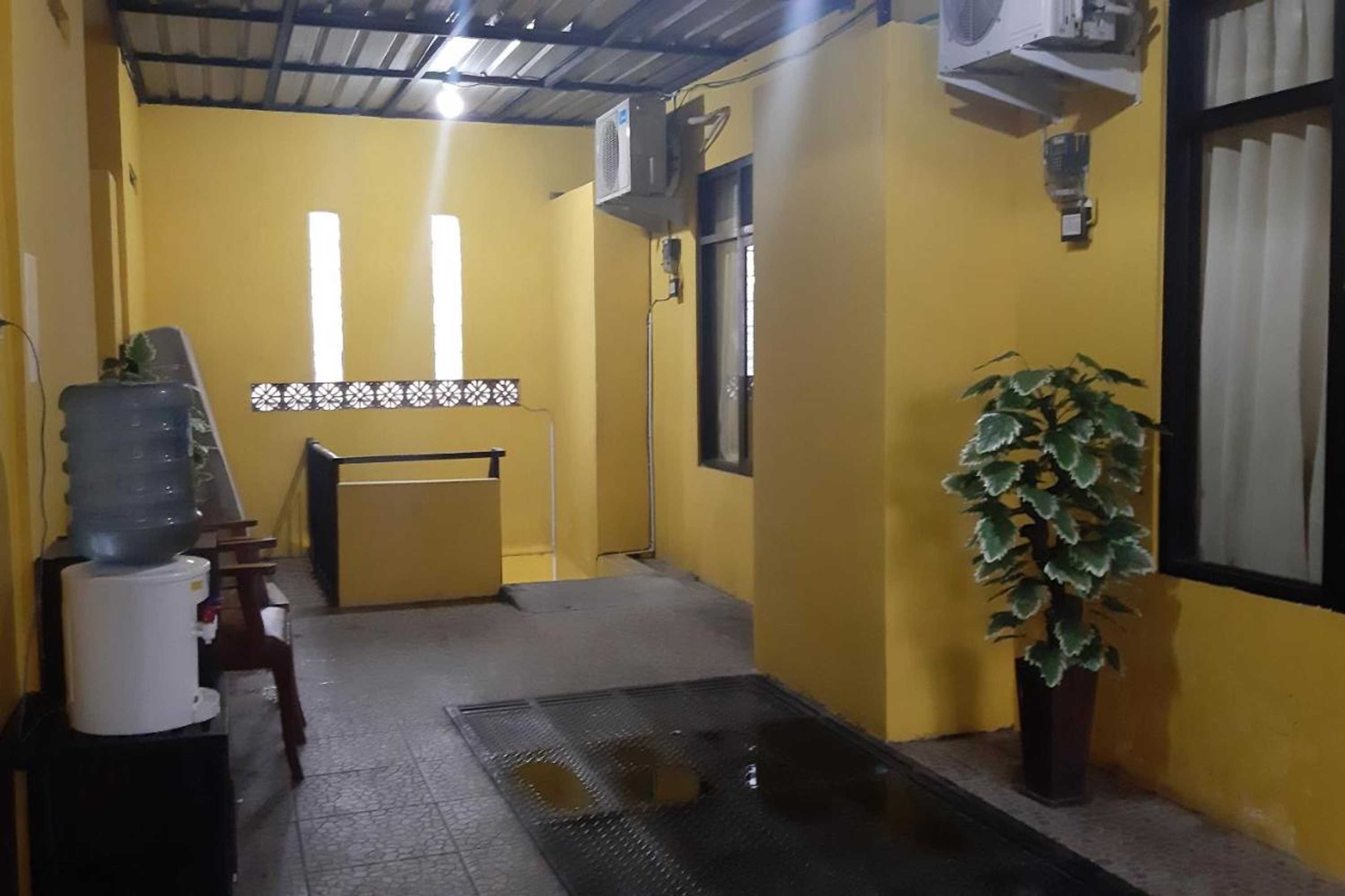 Gift card for De Luck Homestay Near Alun Alun Sidoarjo Mitra Reddoorz Gift card for De Luck Homestay Near Alun Alun Sidoarjo Mitra Reddoorz