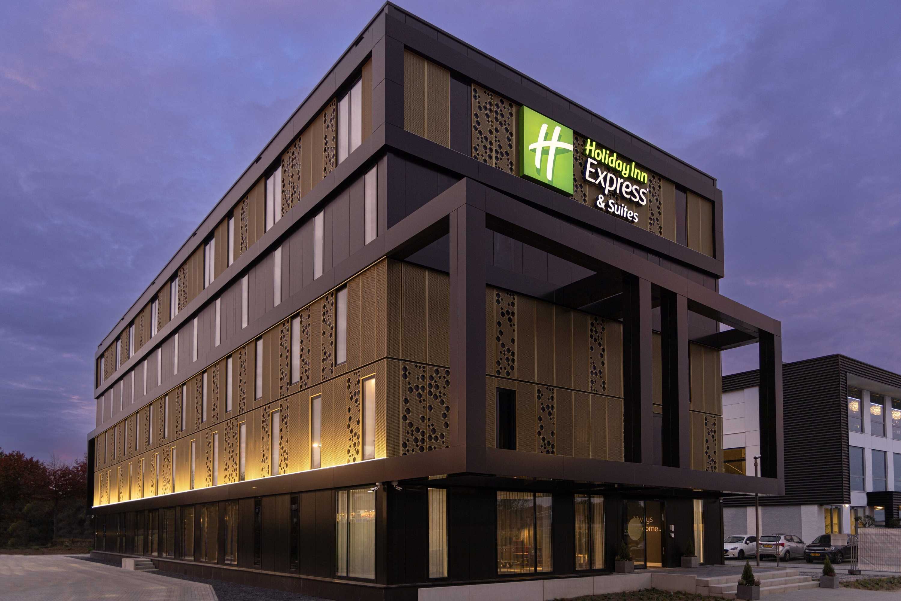 Gift card for Holiday Inn Express And Suites Deventer by Ihg Gift card for Holiday Inn Express And Suites Deventer by Ihg