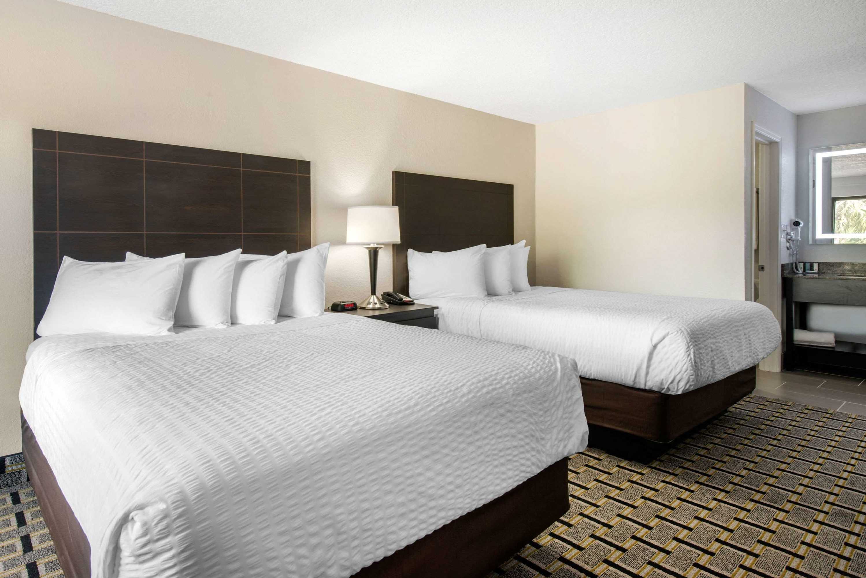 Gift card for Clarion Inn & Suites Kissimmee-Lake Buena Vista South Gift card for Clarion Inn & Suites Kissimmee-Lake Buena Vista South