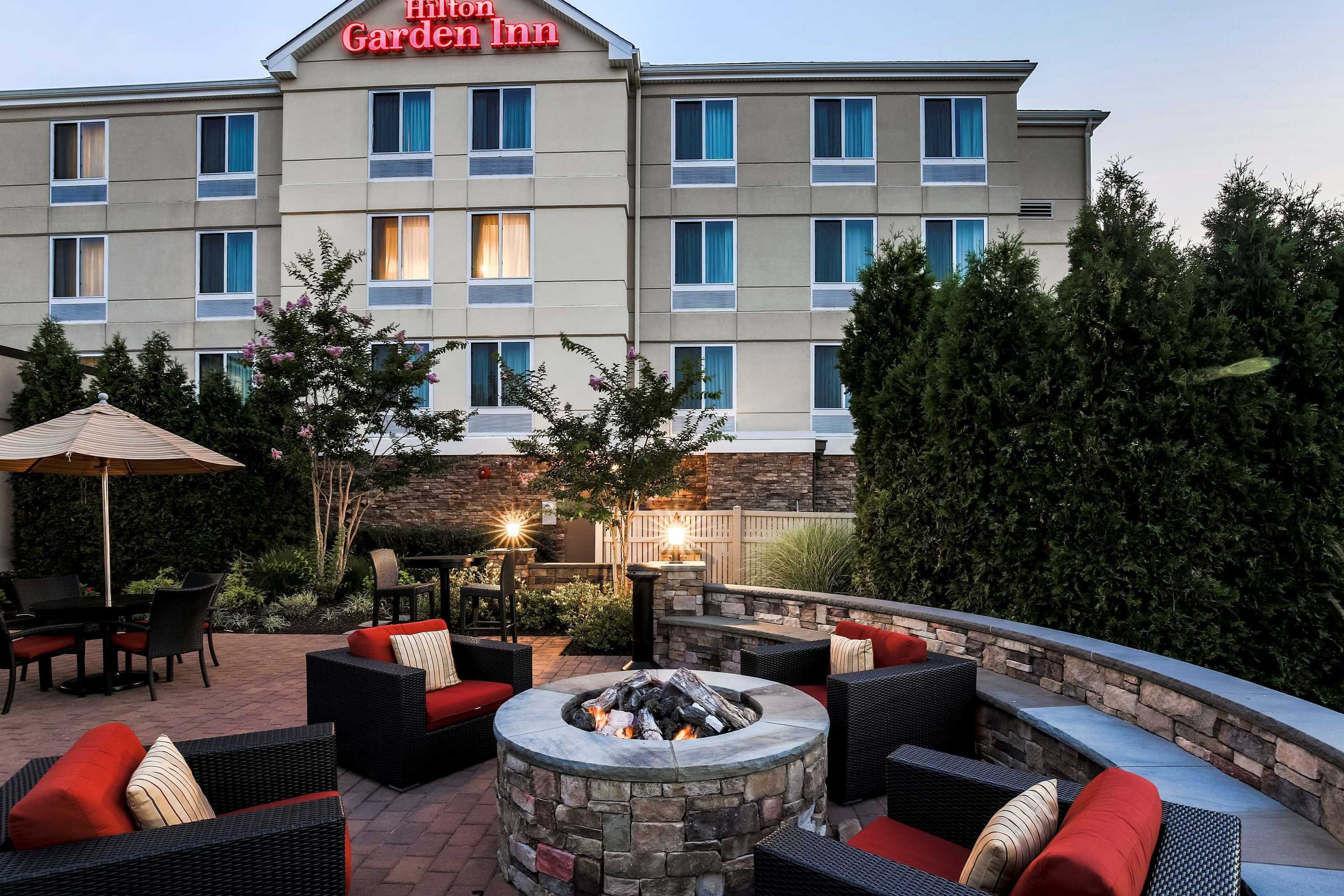 Gift card for Hilton Garden Inn Melville Gift card for Hilton Garden Inn Melville