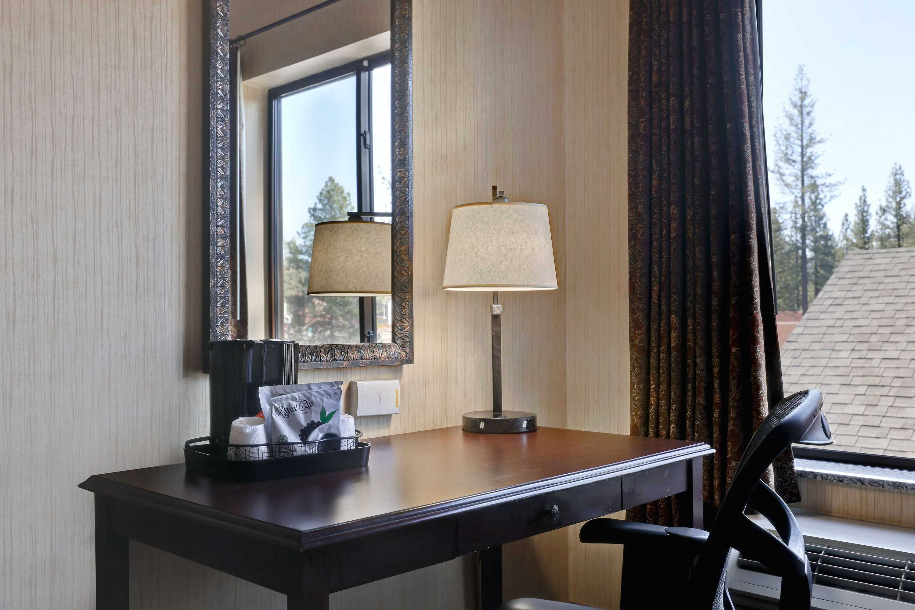 Gift card for Hampton Inn & Suites Tahoe-Truckee Gift card for Hampton Inn & Suites Tahoe-Truckee