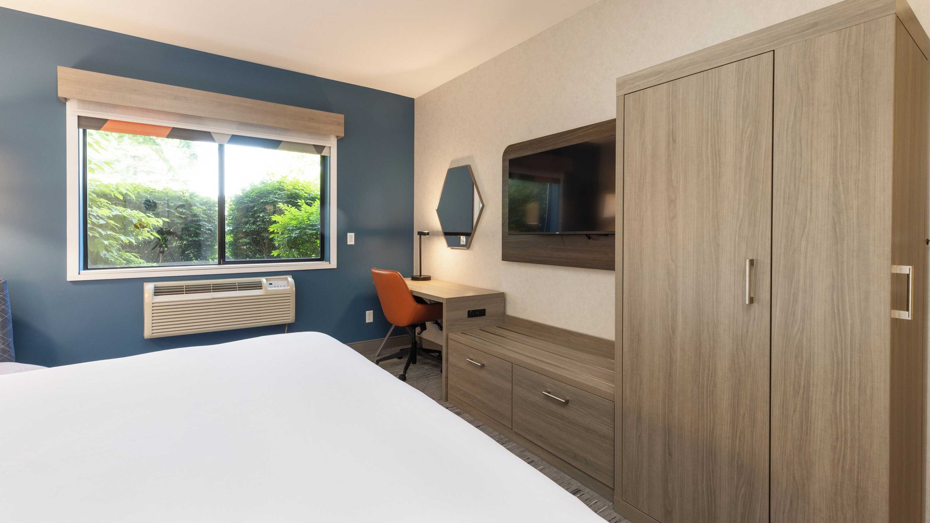 Gift card for Holiday Inn Express Bellingham by Ihg Gift card for Holiday Inn Express Bellingham by Ihg