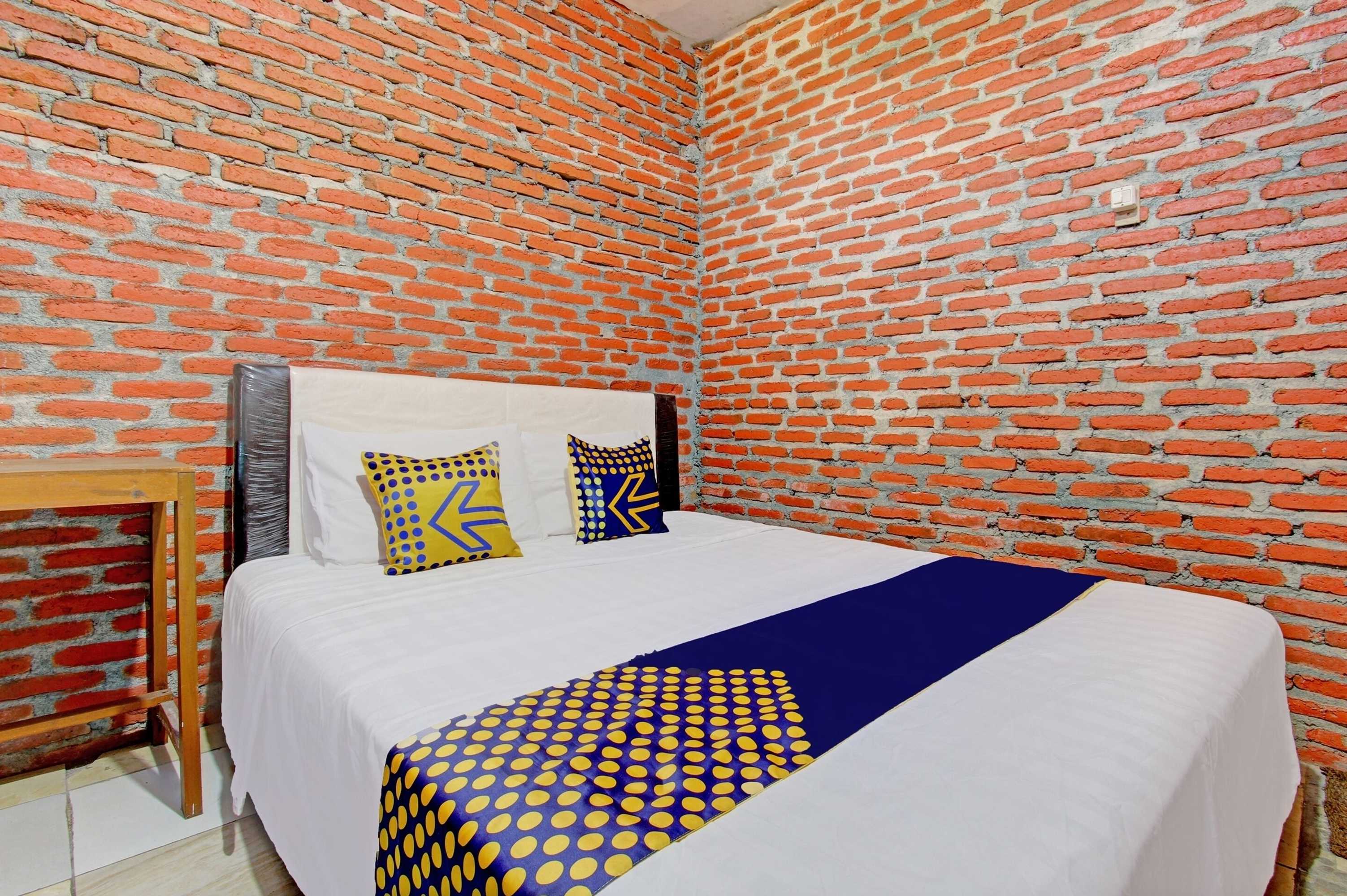 Gift card for Oyo Life 93010 Omah Bareng Syariah Sambisari