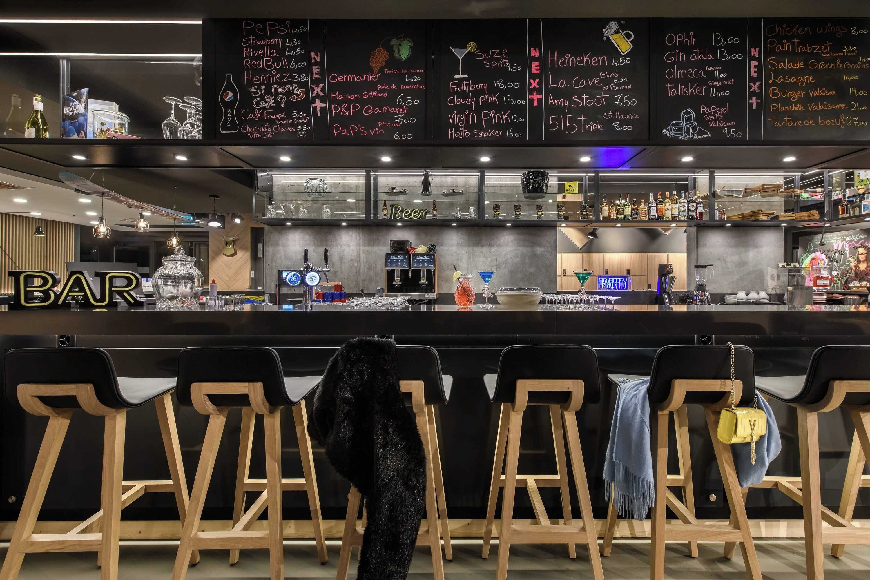 Gift card for Moxy Sion Gift card for Moxy Sion