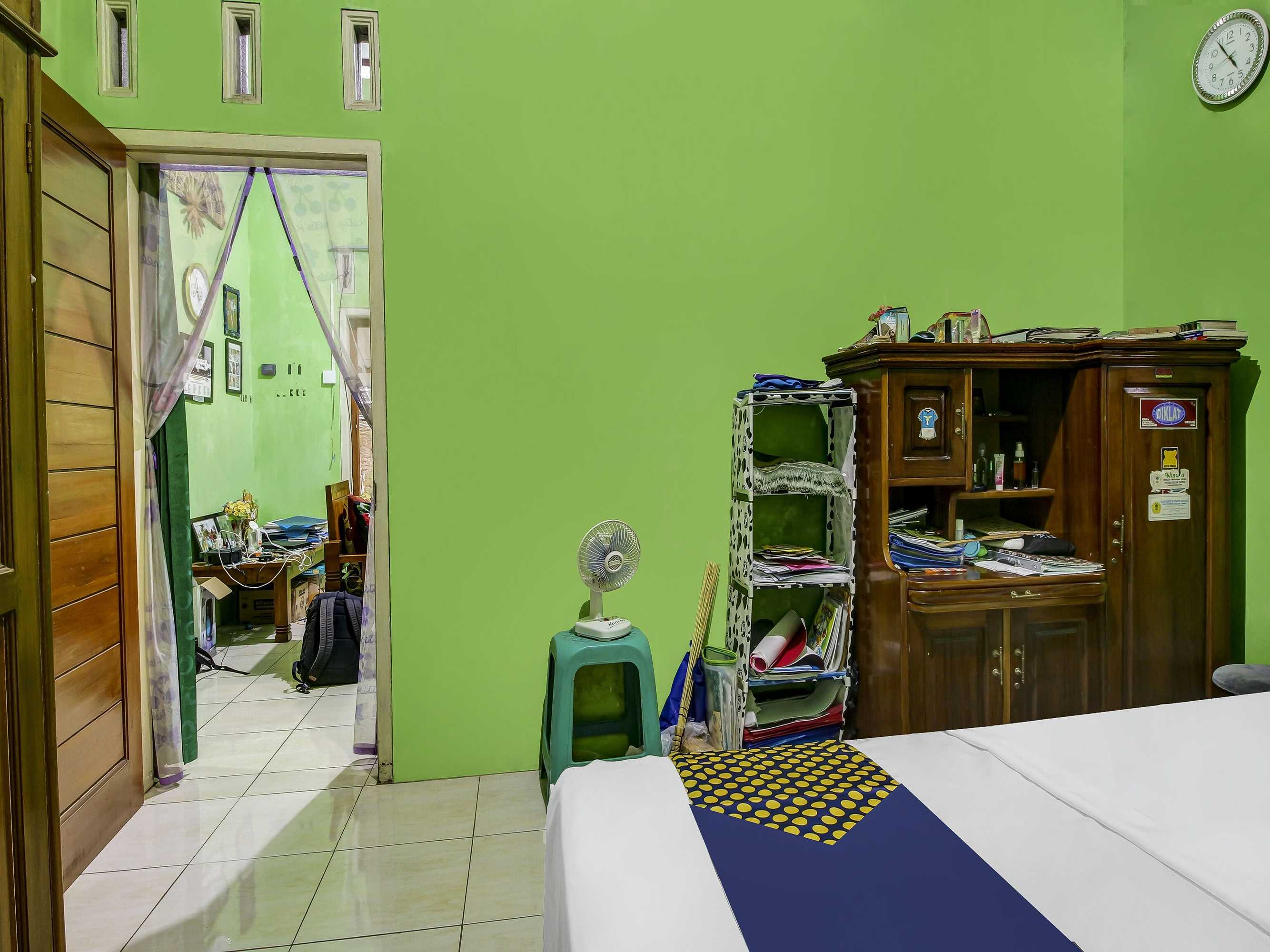 Gift card for Oyo Homes 91153 Desa Wisata Kawasen Gift card for Oyo Homes 91153 Desa Wisata Kawasen