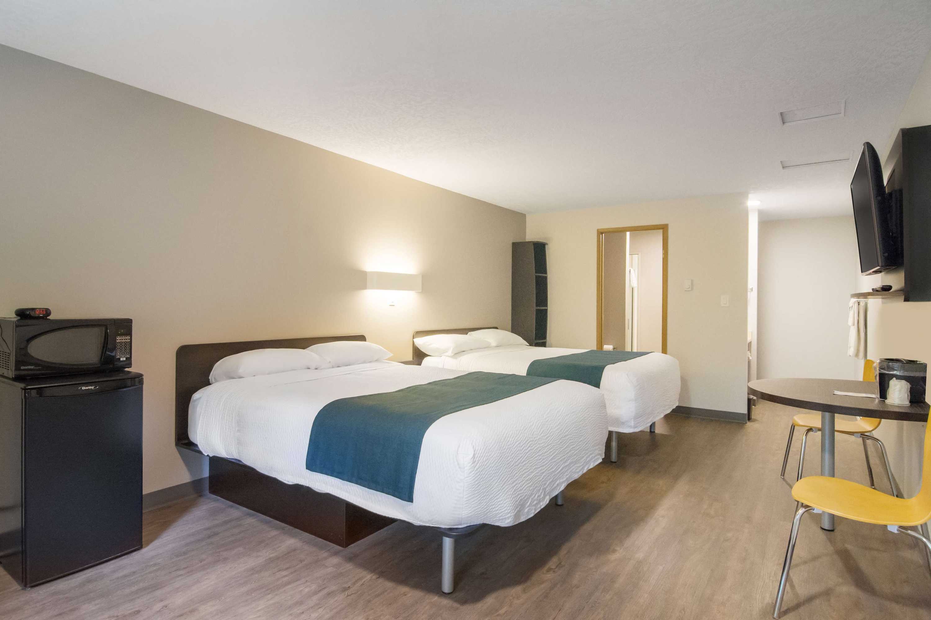 Gift card for Motel 6 Saanichton, BC - Victoria Airport Gift card for Motel 6 Saanichton, BC - Victoria Airport