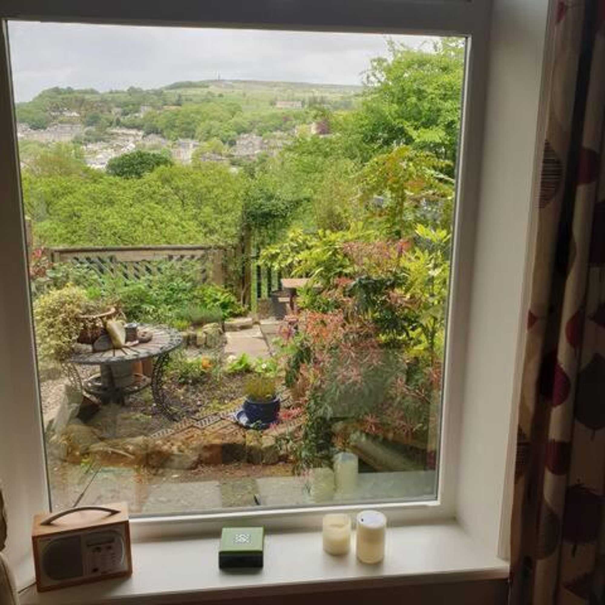 Gift card for The Cabin - Great Views, Garden, Netflix, Near Town