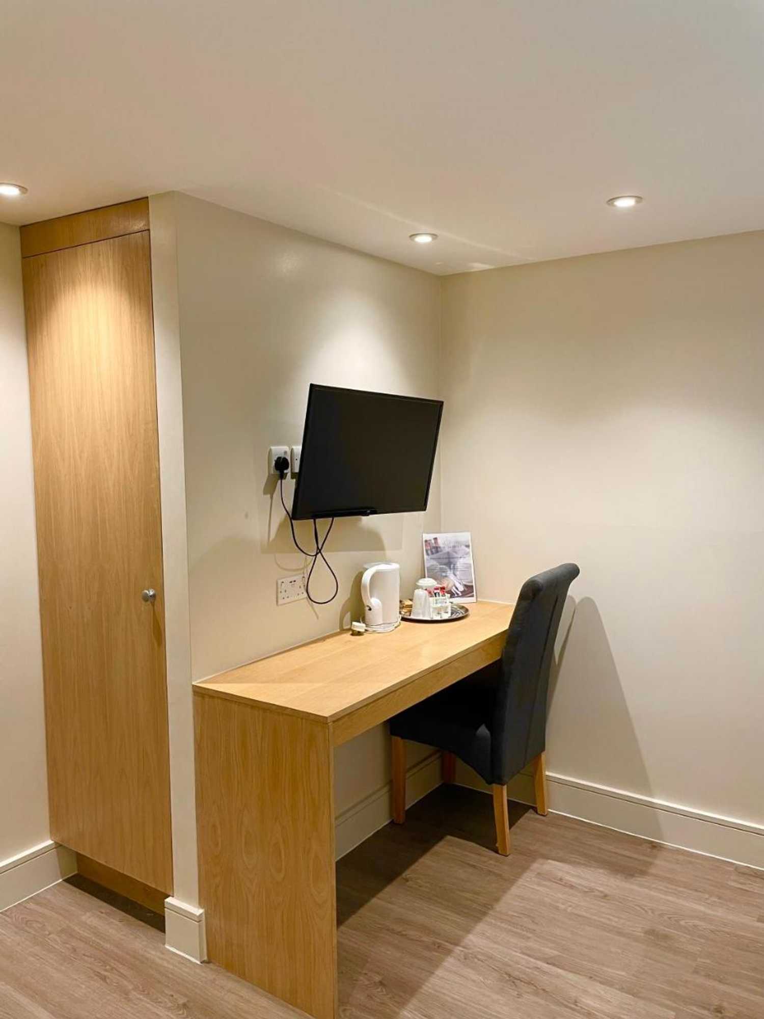 Gift card for Holtwhites Hotel