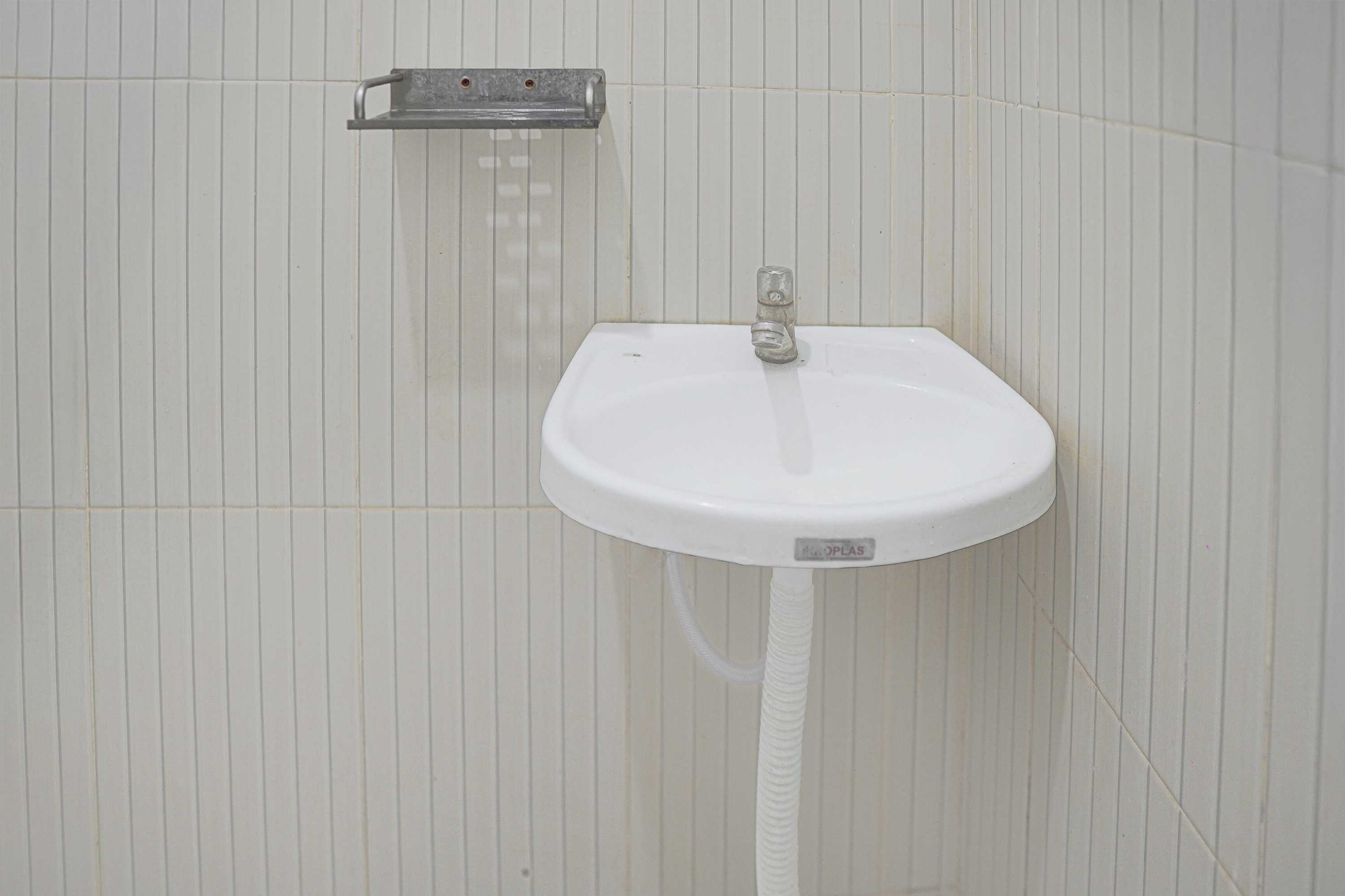 Gift card for Hotel O Near Transmart Padang Formerly Sulaiman Residence