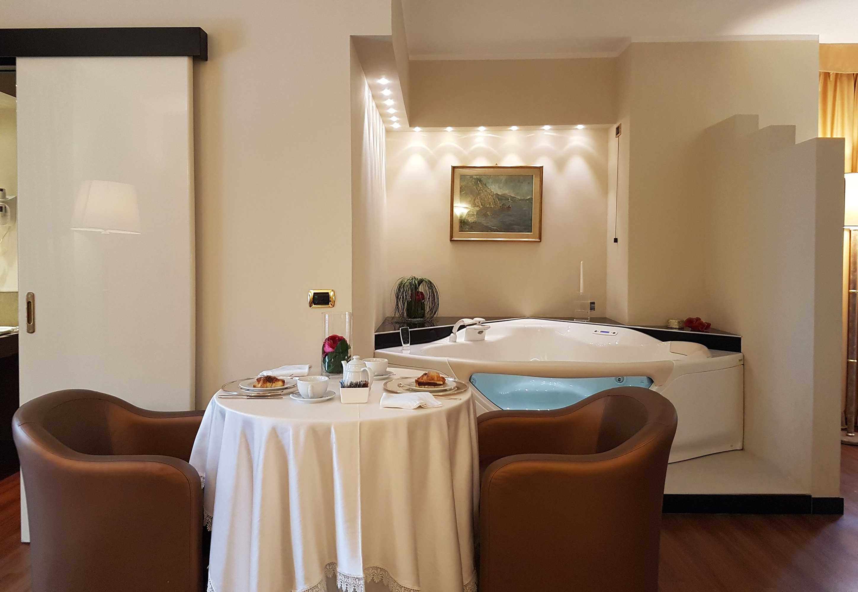 Gift card for Hotel De La Ville Avellino Gift card for Hotel De La Ville Avellino