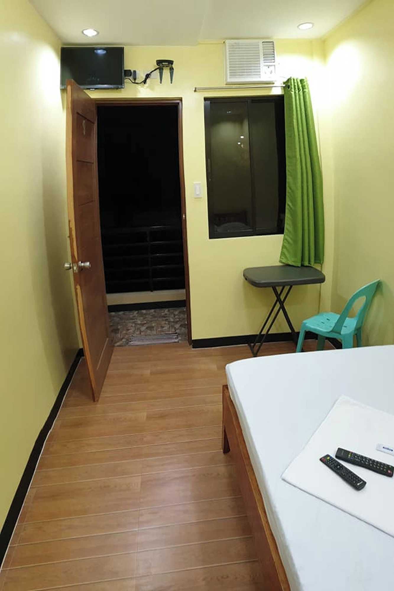 Gift card for Jhunlyn Room Rental Gift card for Jhunlyn Room Rental
