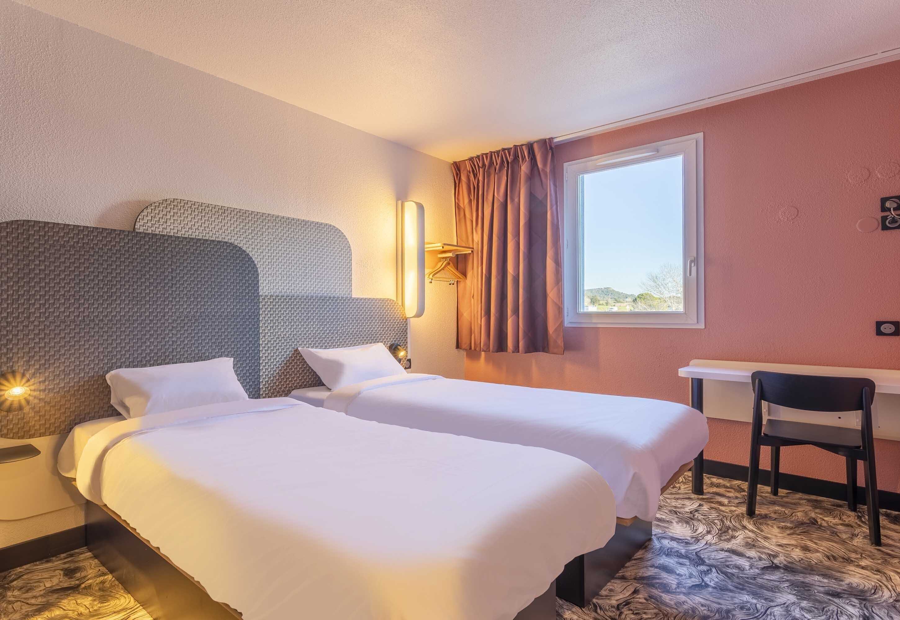 Gift card for B&b Hotel Aix-En-Provence Meyreuil Sainte-Victoire Gift card for B&b Hotel Aix-En-Provence Meyreuil Sainte-Victoire