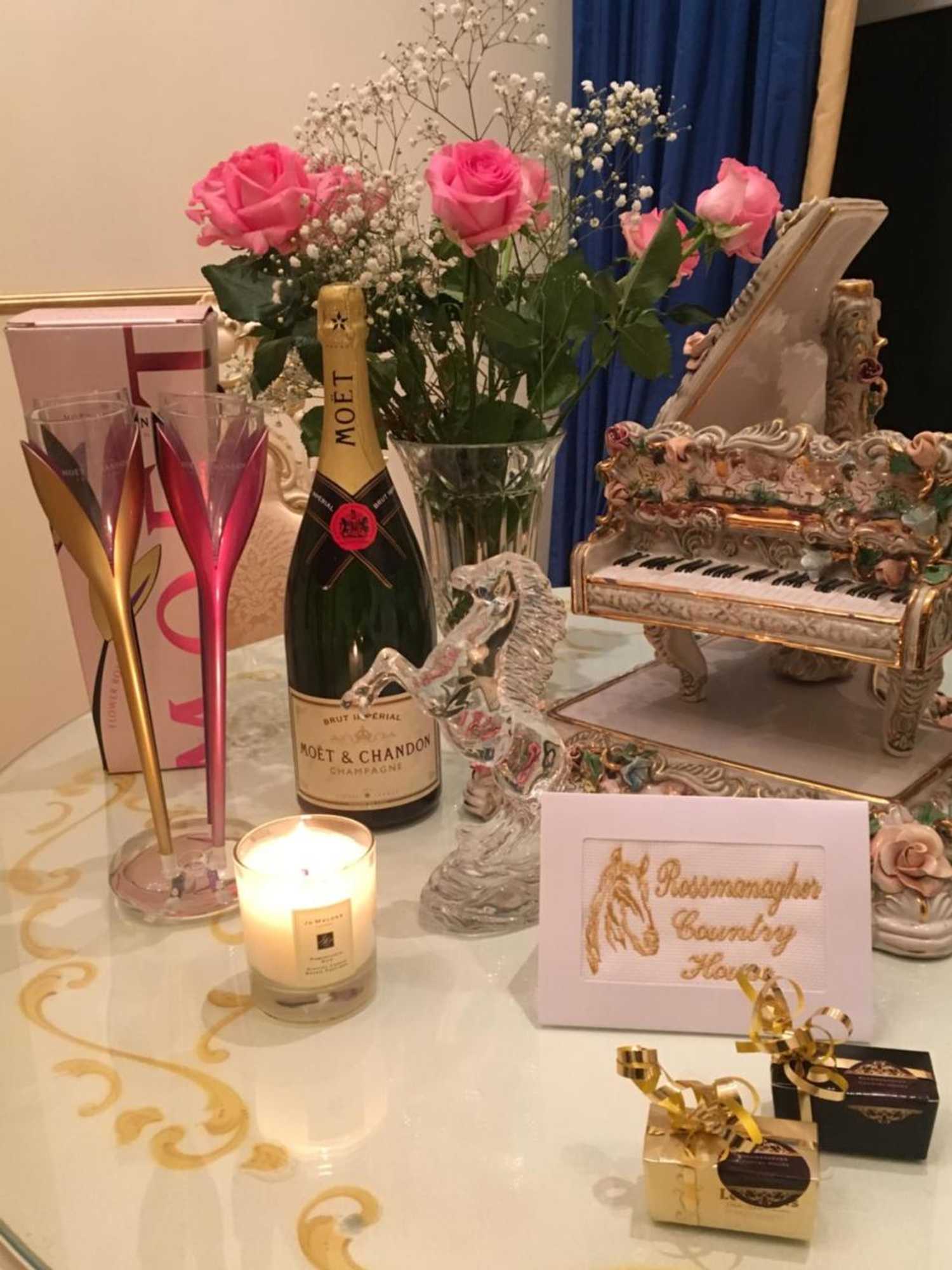 Gift card for Rossmanagher House