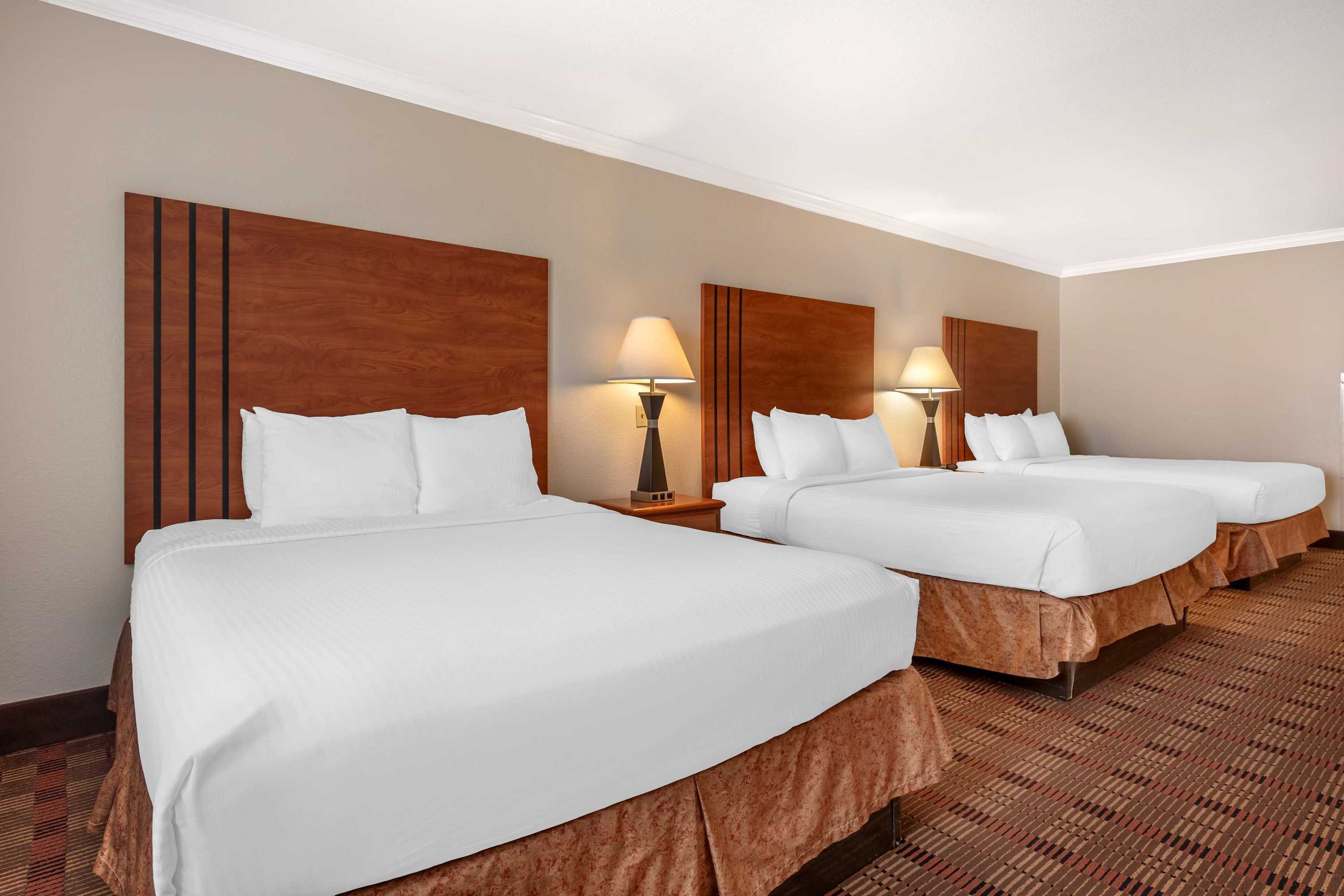 Gift card for Best Western Club House Inn & Suites Gift card for Best Western Club House Inn & Suites