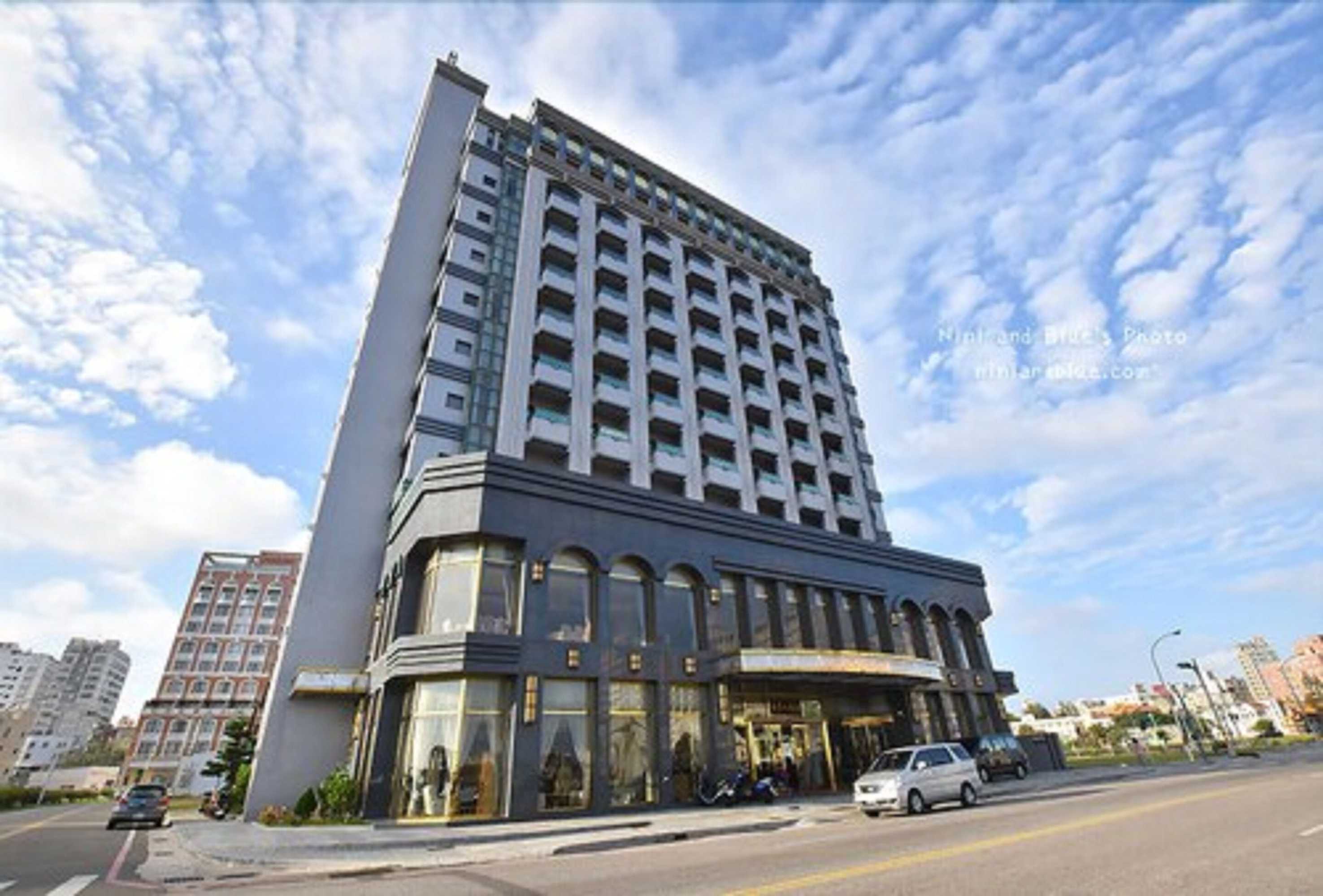 Gift card for Yaling Hotel Gift card for Yaling Hotel