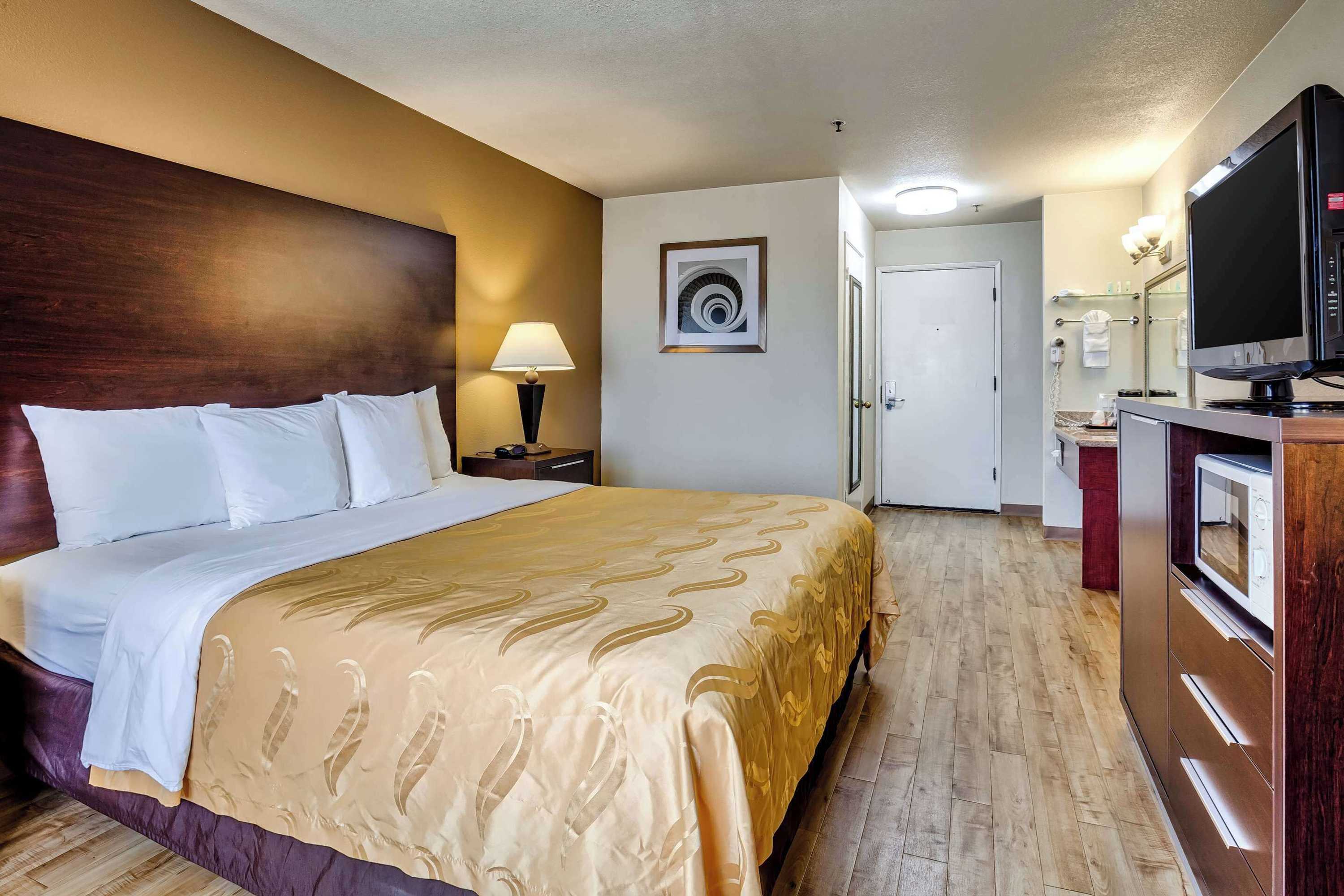 Gift card for Quality Inn Near Six Flags Discovery Kingdom - Napa Valley Gift card for Quality Inn Near Six Flags Discovery Kingdom - Napa Valley