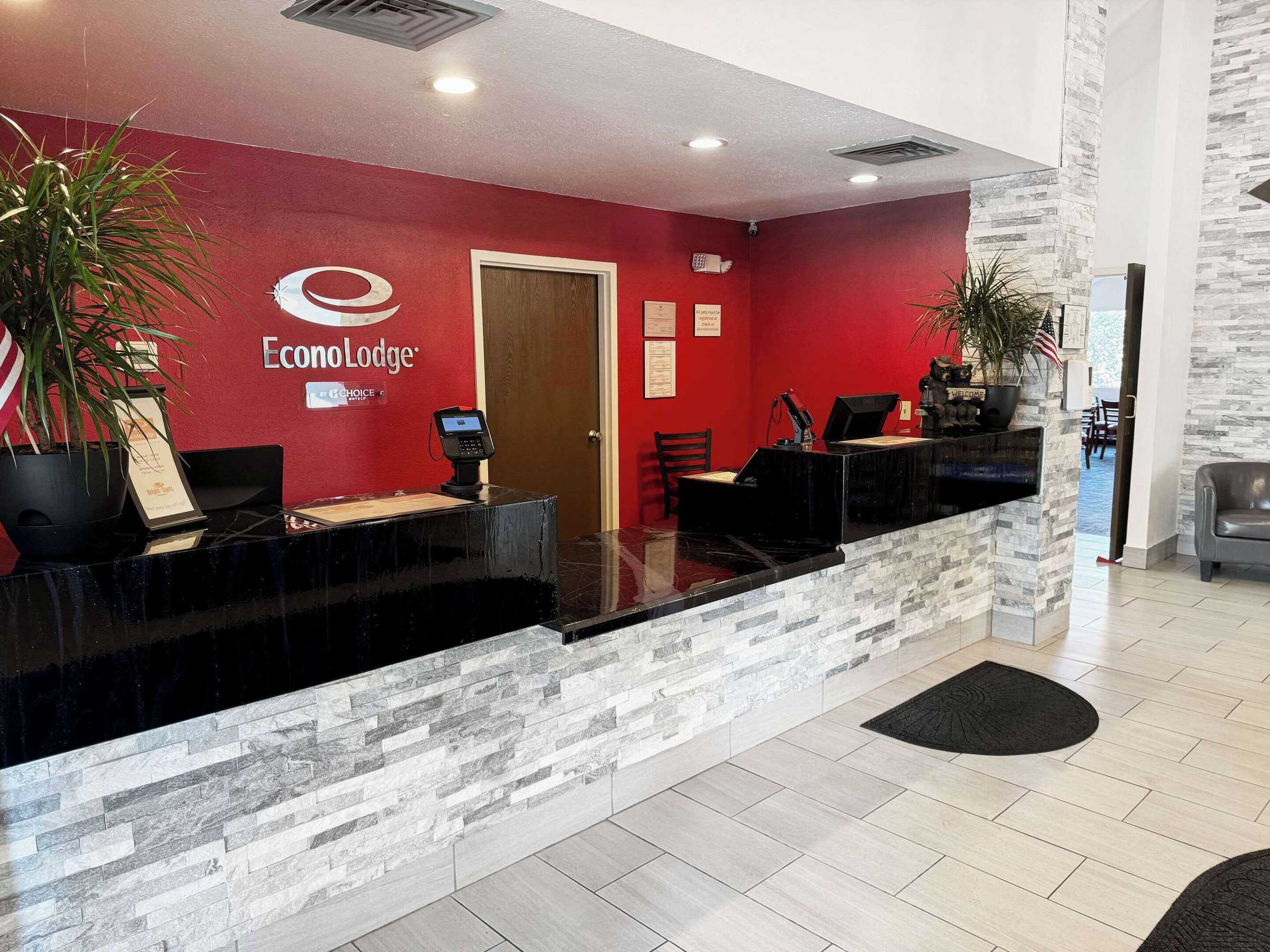 Gift card for Econo Lodge Wausau - Rothschild Gift card for Econo Lodge Wausau - Rothschild