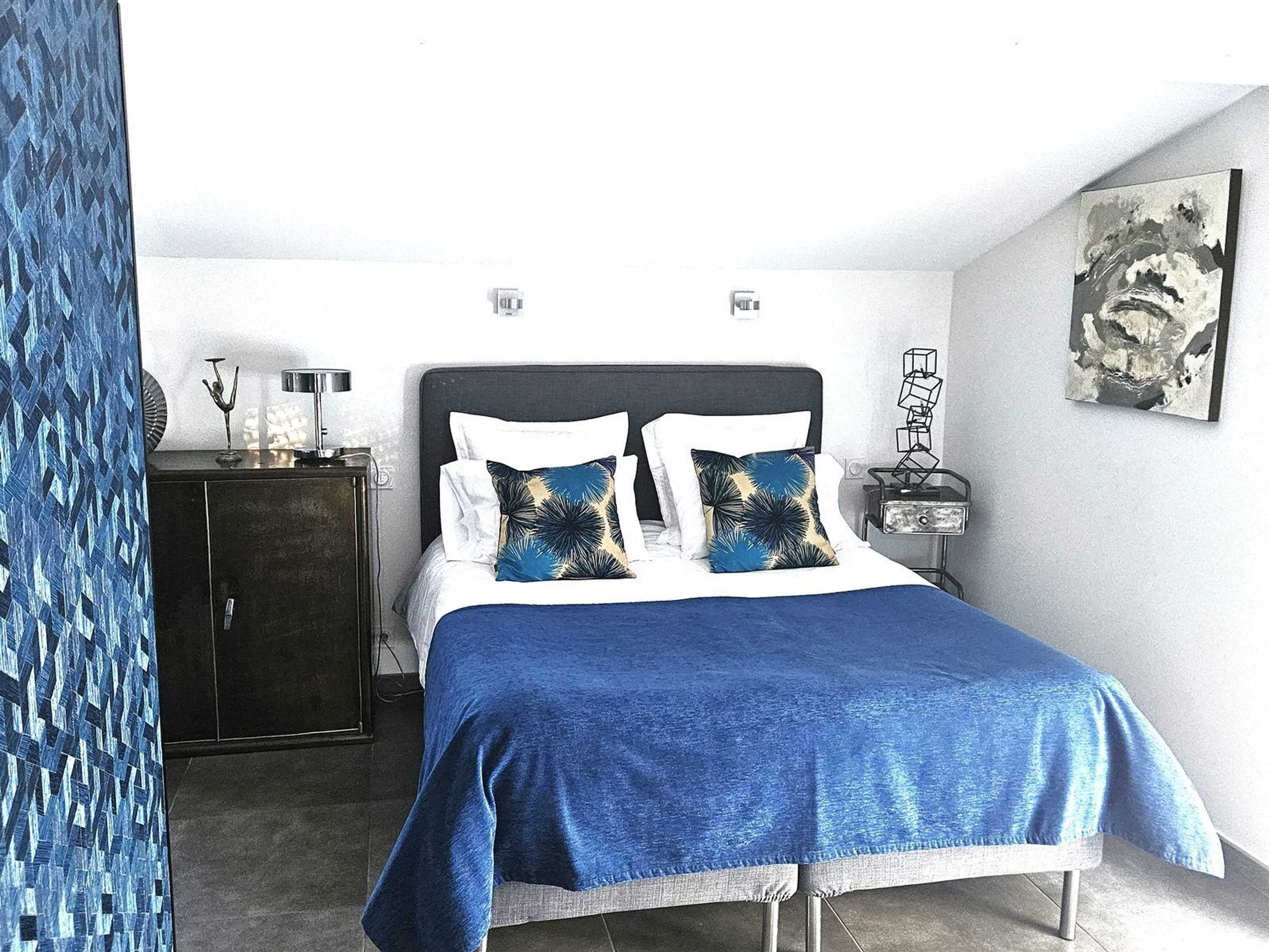 Gift card for Casa Dina