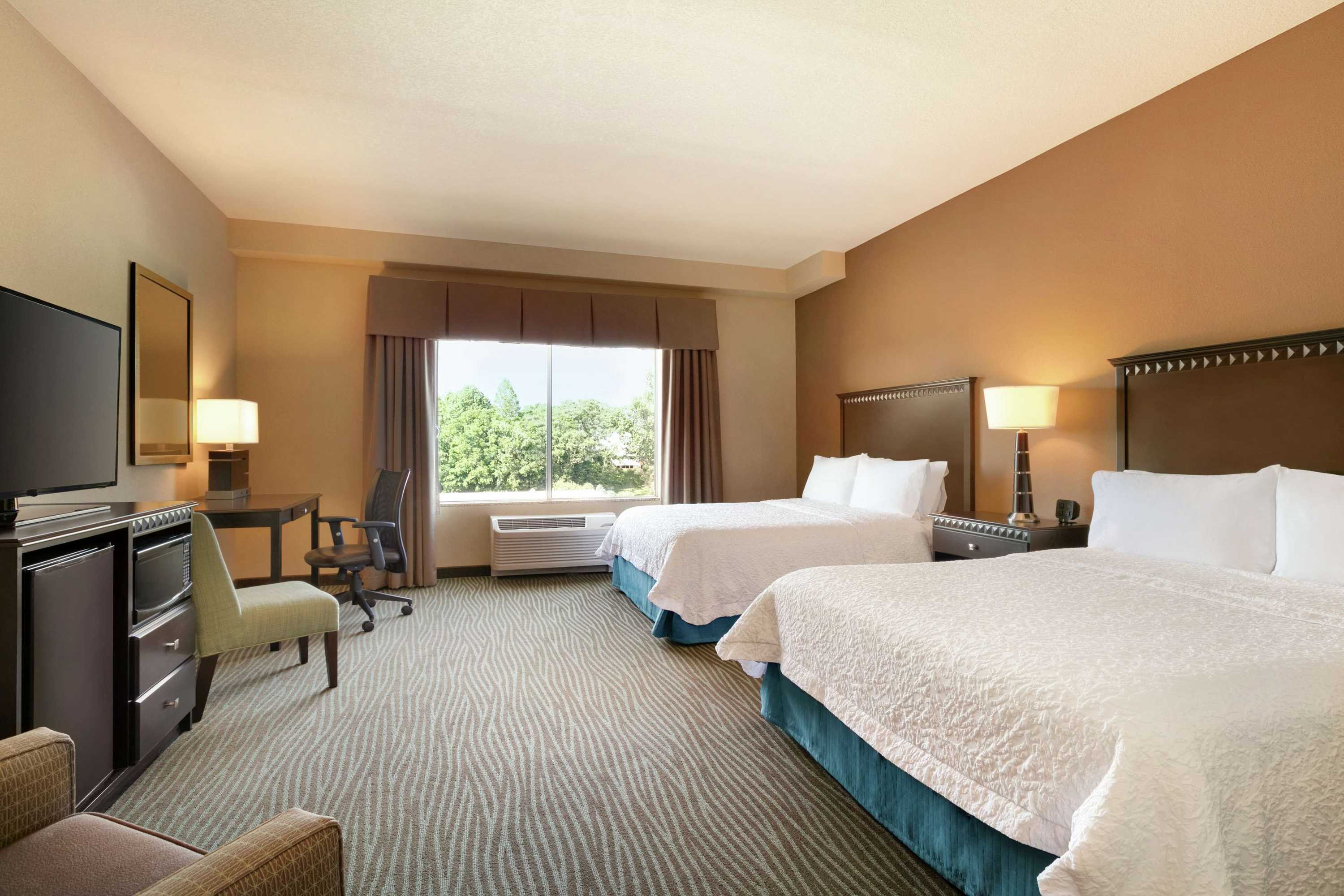 Gift card for Hampton Inn & Suites Parkersburg Downtown Gift card for Hampton Inn & Suites Parkersburg Downtown