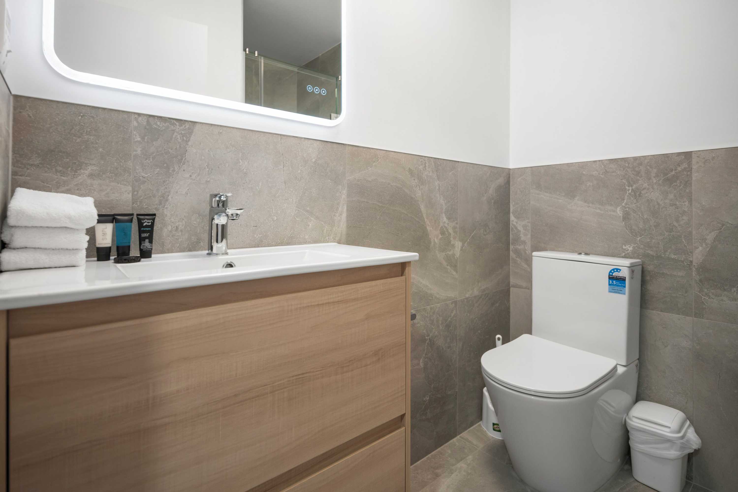Gift card for Auckland Airport Easy Hotel Gift card for Auckland Airport Easy Hotel
