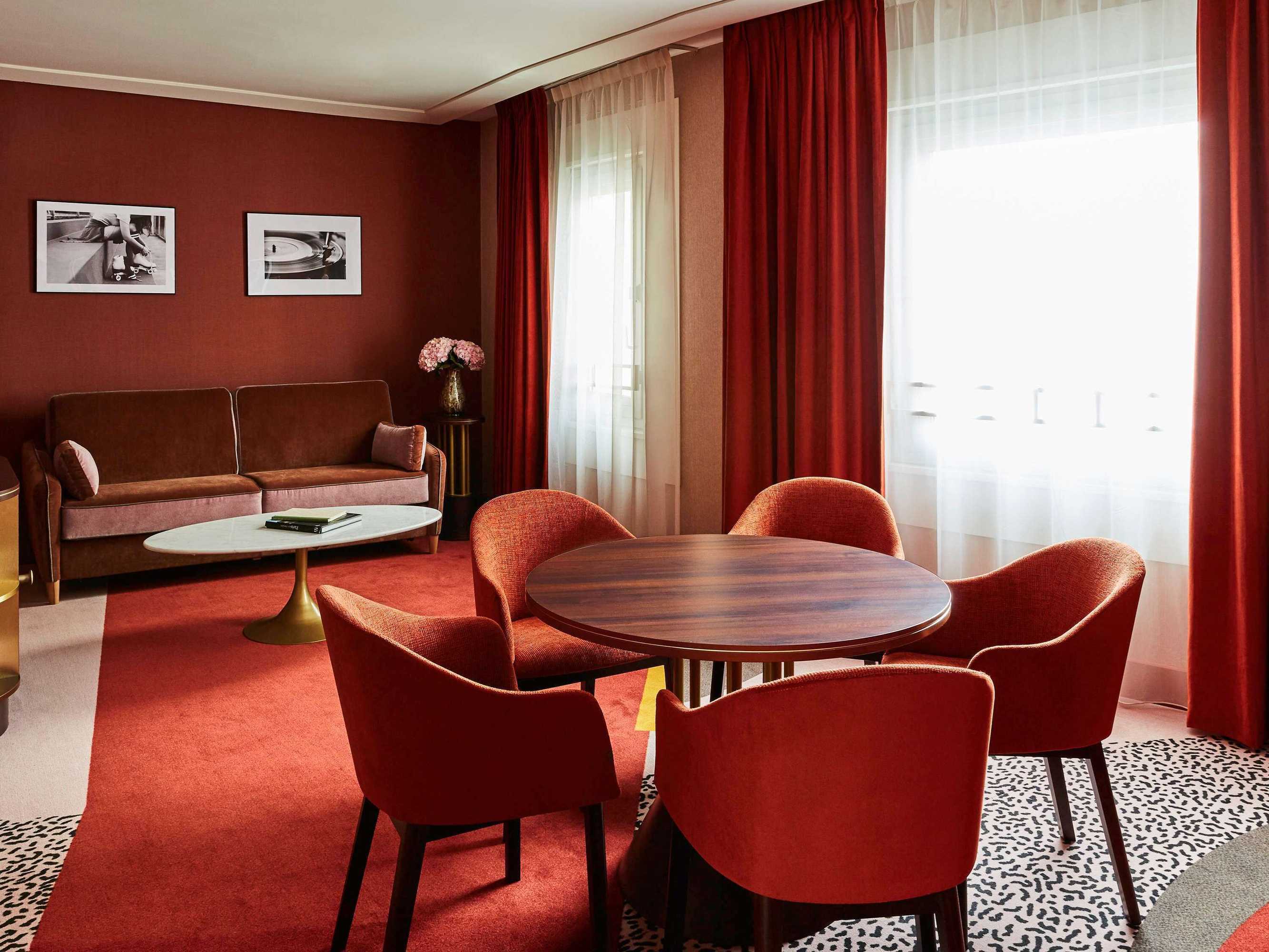 Gift card for Nest Hotel Paris la Défense - Mgallery Collection Gift card for Nest Hotel Paris la Défense - Mgallery Collection