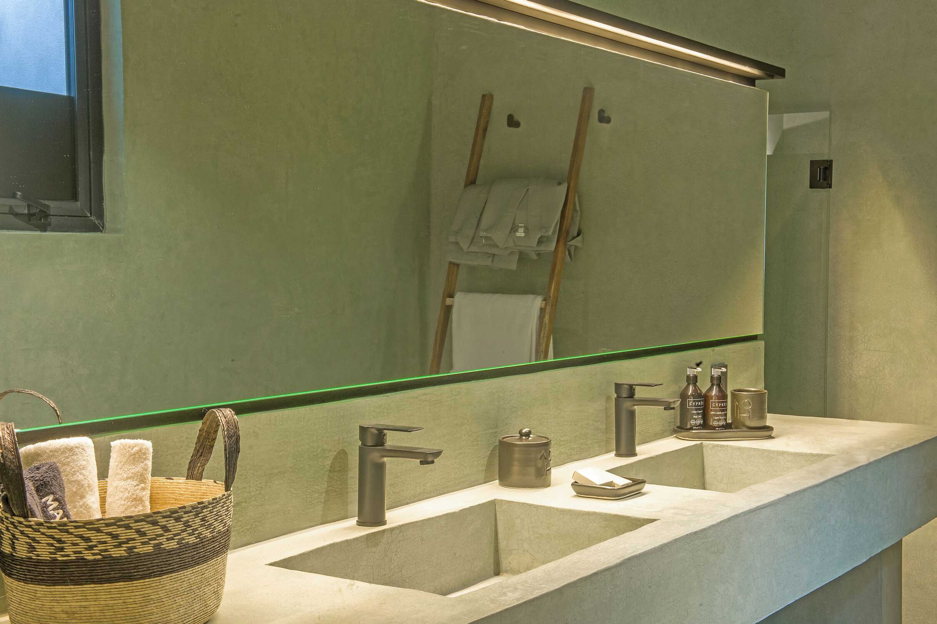 Gift card for El Lugar Del Que te Hable Hotel Boutique