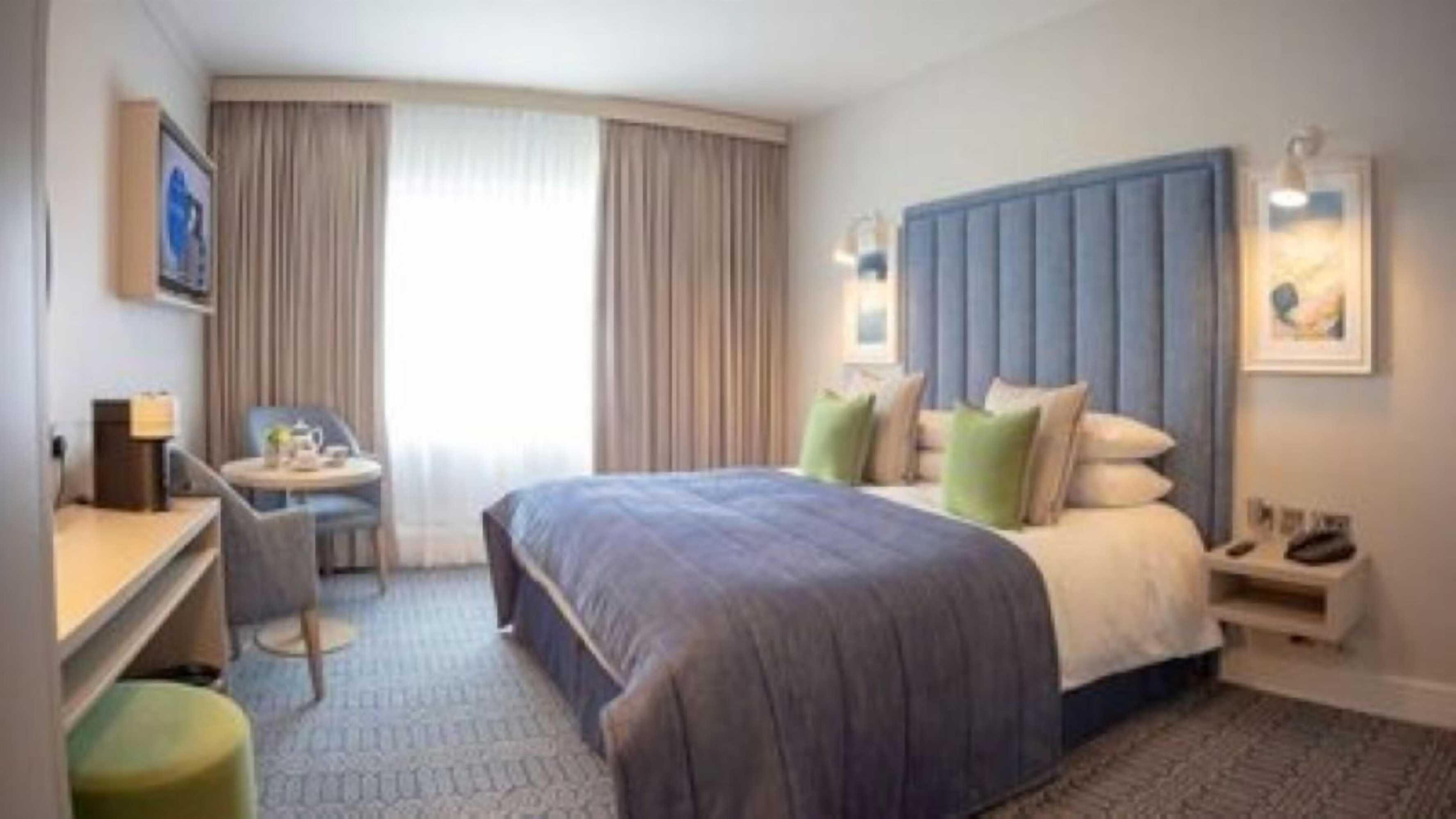 Gift card for Four Seasons Hotel, Spa & Leisure Club Gift card for Four Seasons Hotel, Spa & Leisure Club
