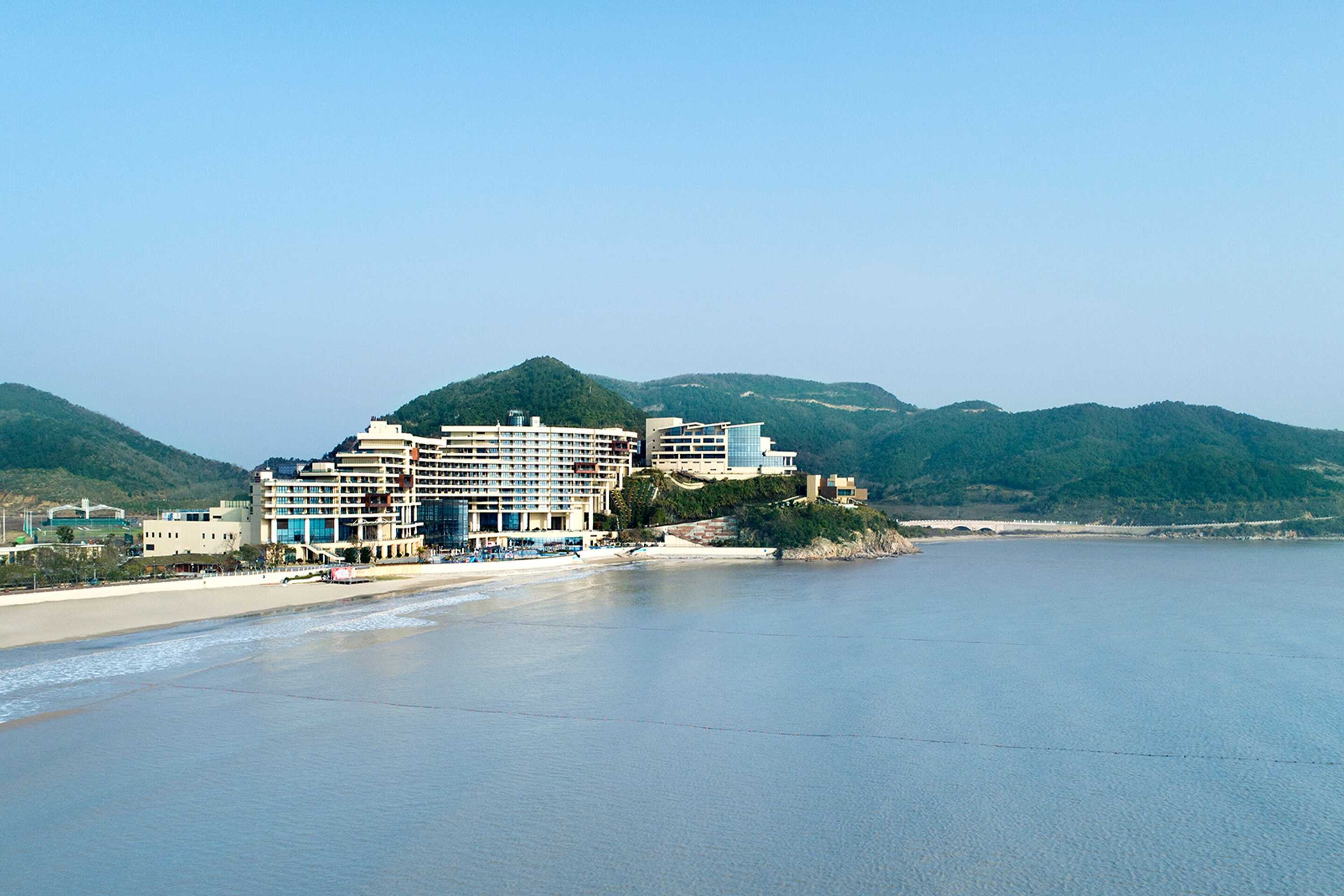 Gift card for Crowne Plaza Ningbo Xiangshan Sea View by Ihg Gift card for Crowne Plaza Ningbo Xiangshan Sea View by Ihg