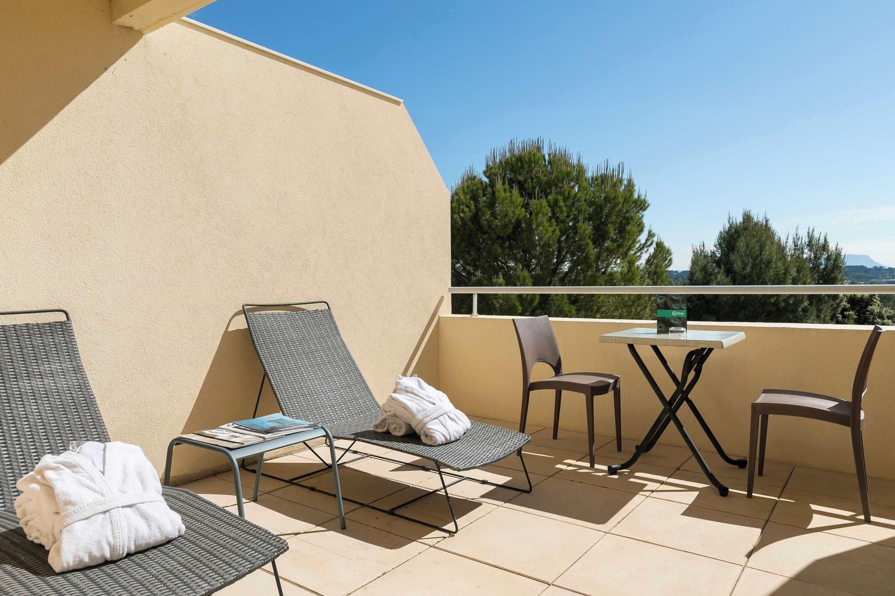Gift card for Hôtel Birdy by Happyculture Gift card for Hôtel Birdy by Happyculture