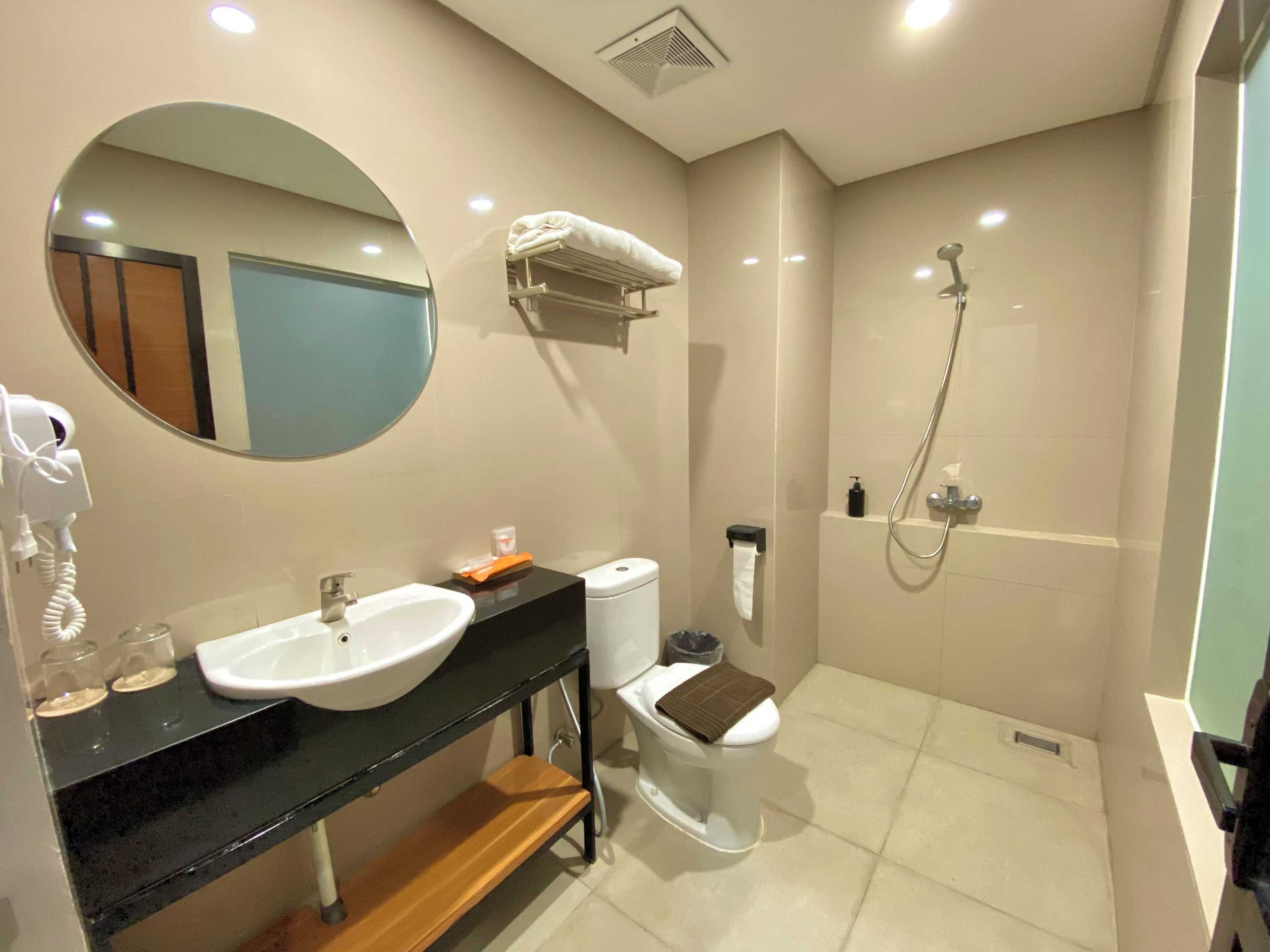 Gift card for Front One Hotel Gombong Gift card for Front One Hotel Gombong