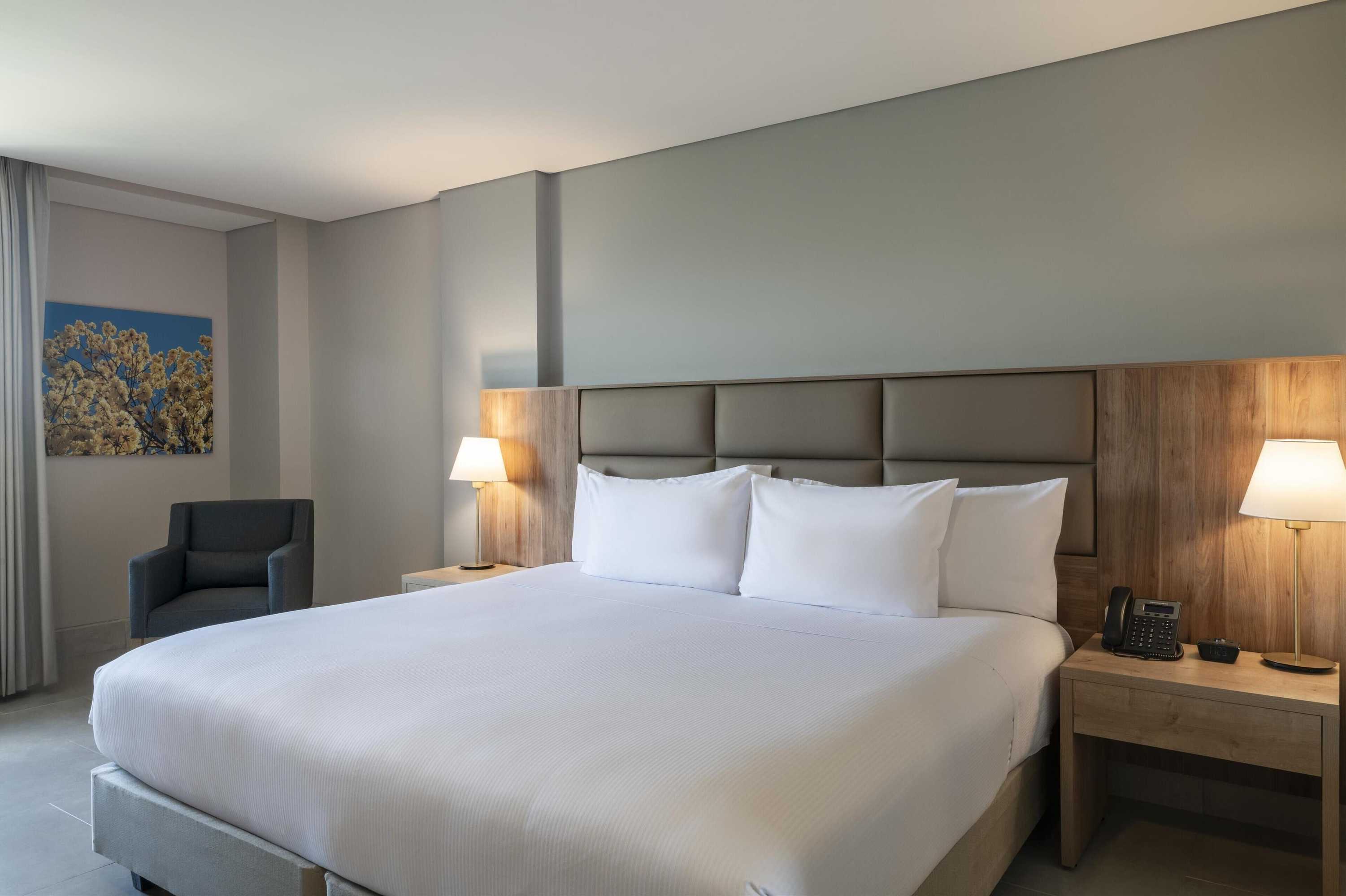 Gift card for Hilton Garden Inn Cali Ciudad Jardin Gift card for Hilton Garden Inn Cali Ciudad Jardin
