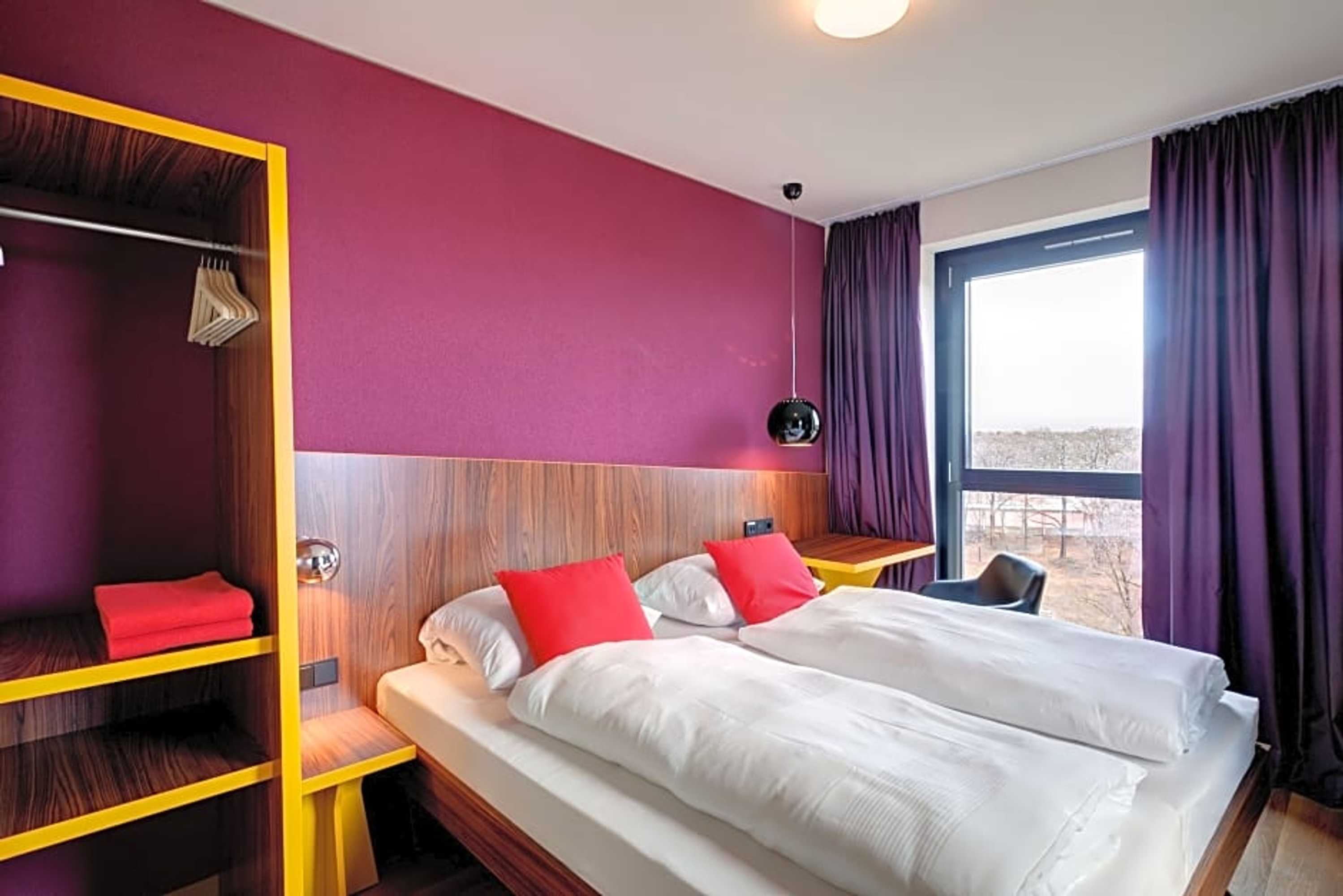Gift card for Meininger Hotel Frankfurt Main / Airport Gift card for Meininger Hotel Frankfurt Main / Airport