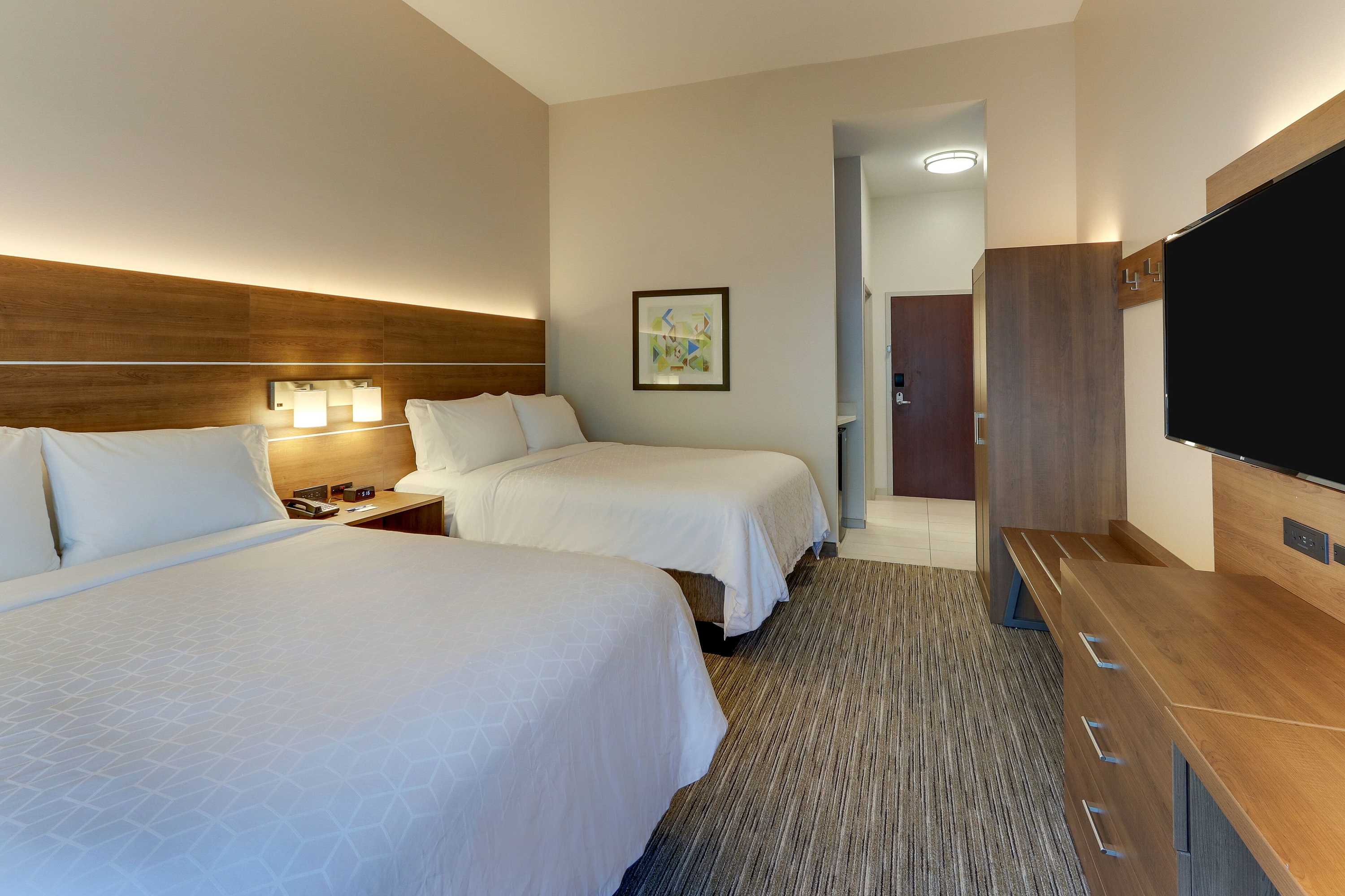 Gift card for Holiday Inn Express & Suites Saugerties - Hudson Valley by Ihg Gift card for Holiday Inn Express & Suites Saugerties - Hudson Valley by Ihg