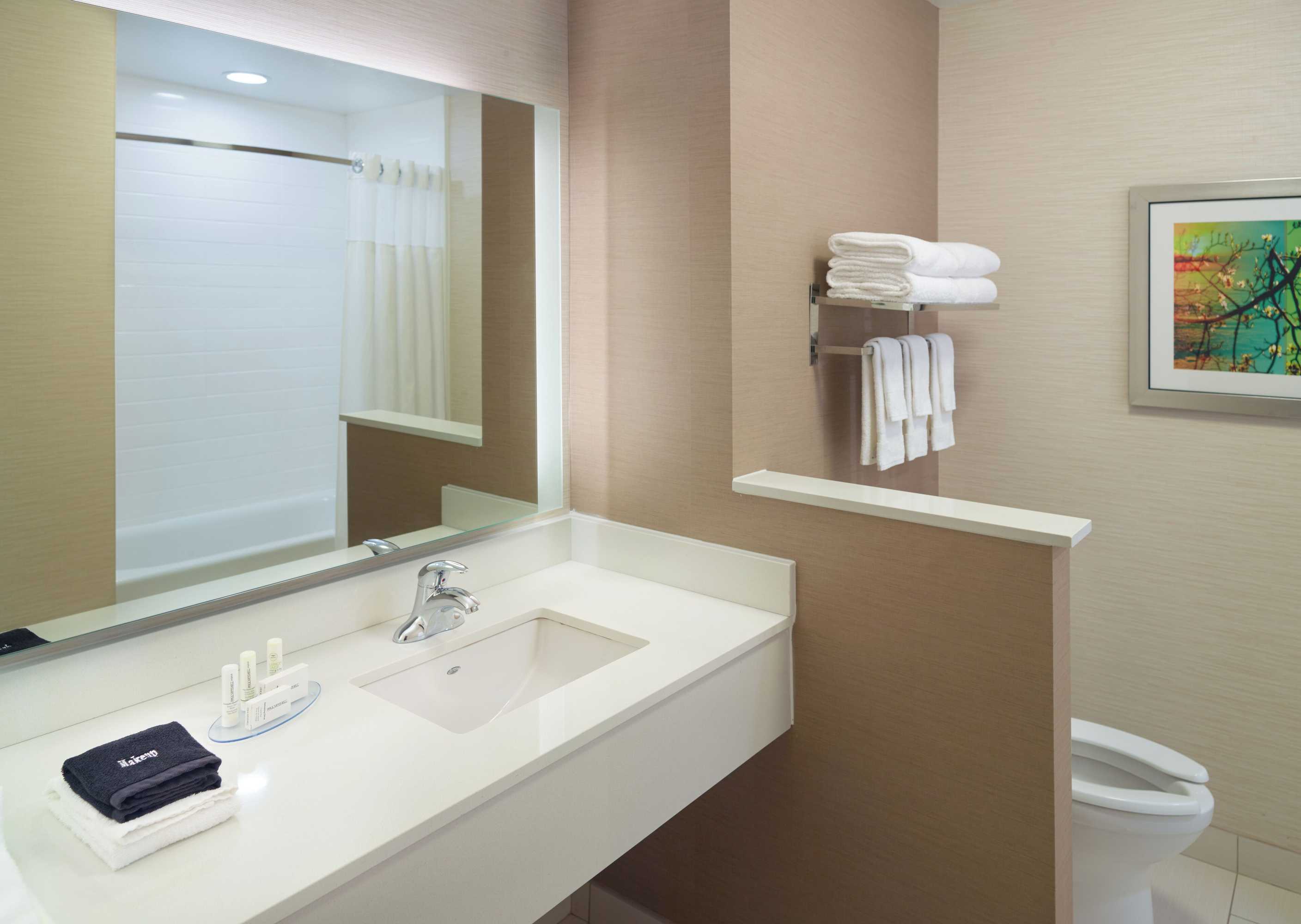 Gift card for Fairfield Inn & Suites by Marriott Hendersonville Flat Rock Gift card for Fairfield Inn & Suites by Marriott Hendersonville Flat Rock