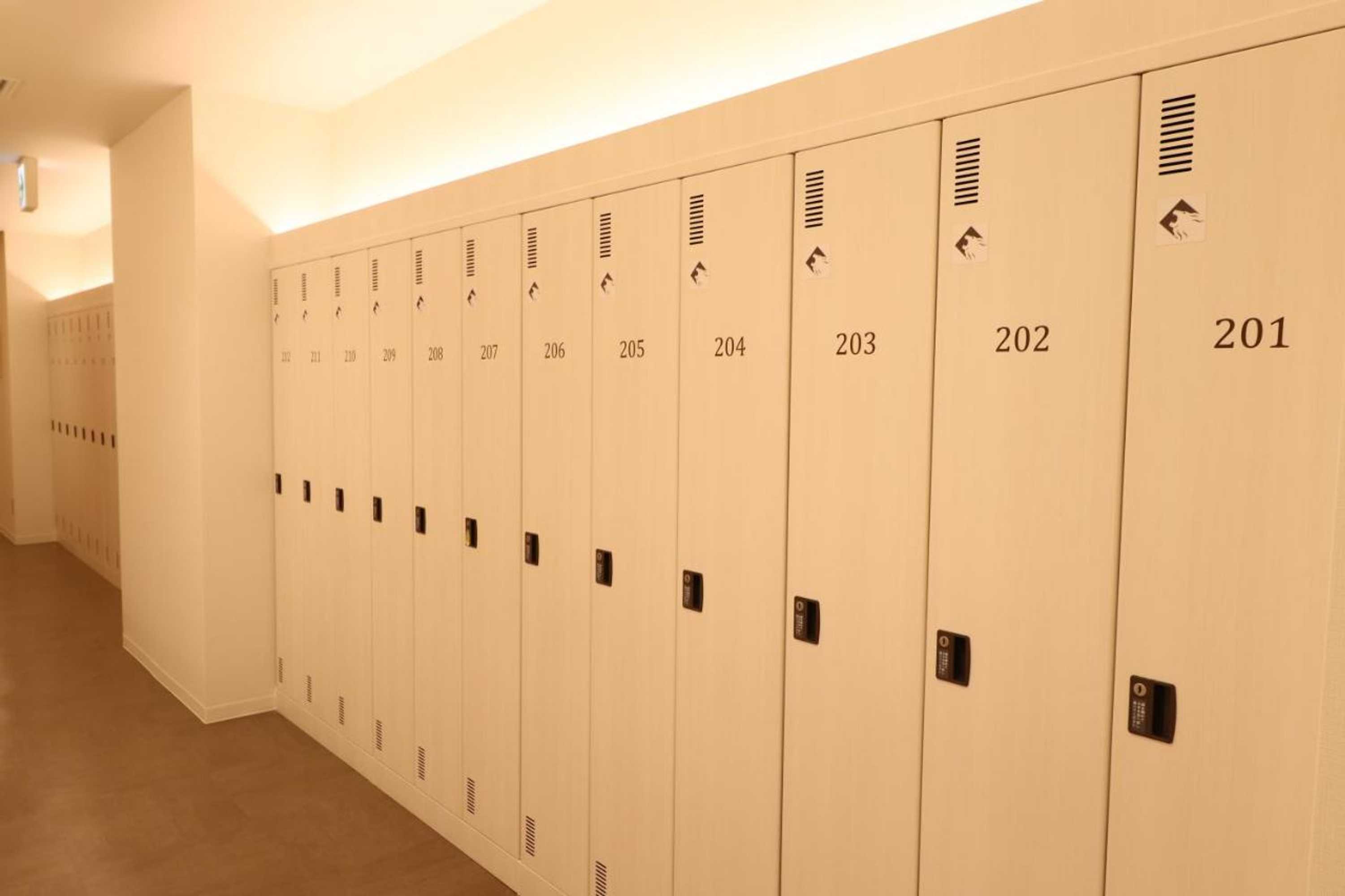 Gift card for Leo YU Capsule Hotel Nishi Funabashi