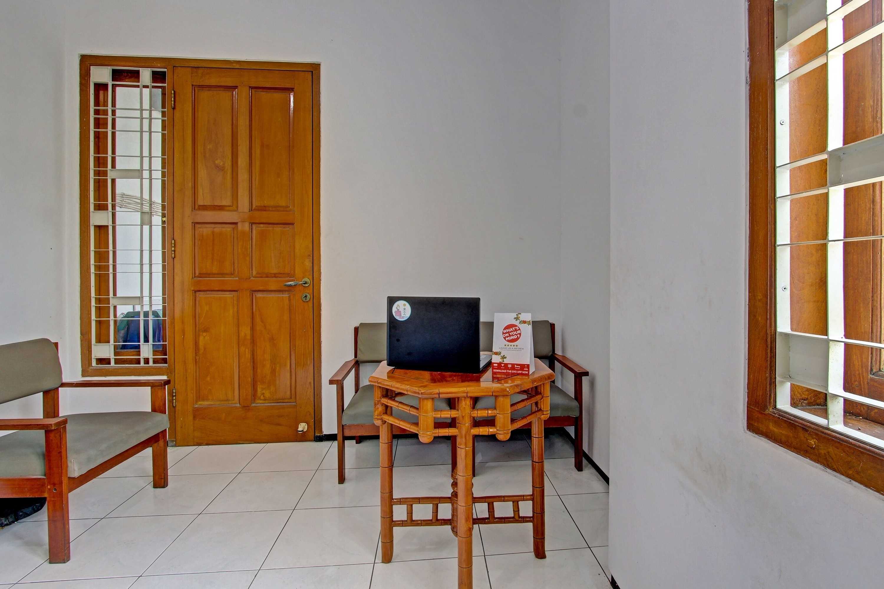 Gift card for Oyo Life 91523 Kenari Guesthouse Gift card for Oyo Life 91523 Kenari Guesthouse
