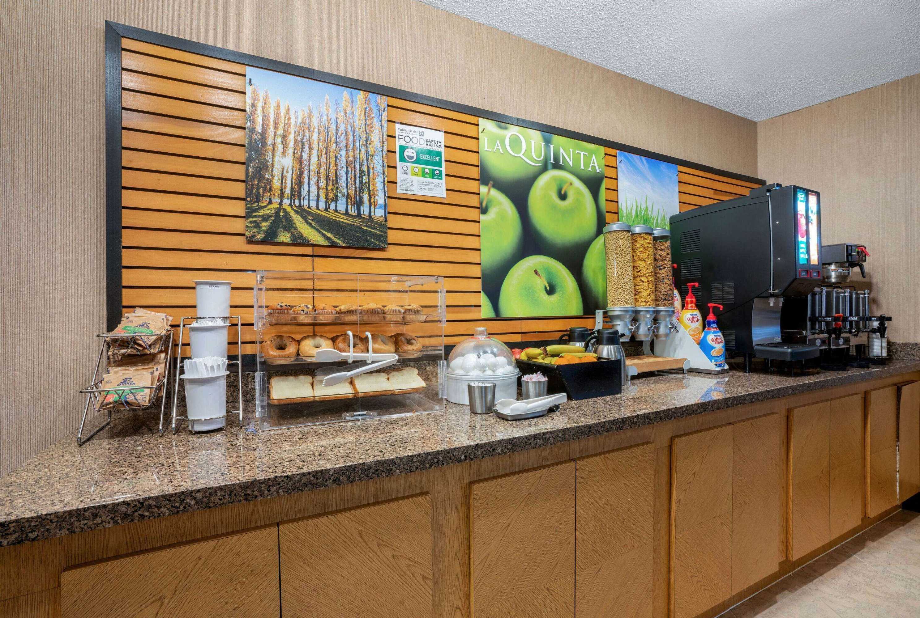 Gift card for La Quinta Inn & Suites by Wyndham Seattle Sea-Tac Airport Gift card for La Quinta Inn & Suites by Wyndham Seattle Sea-Tac Airport