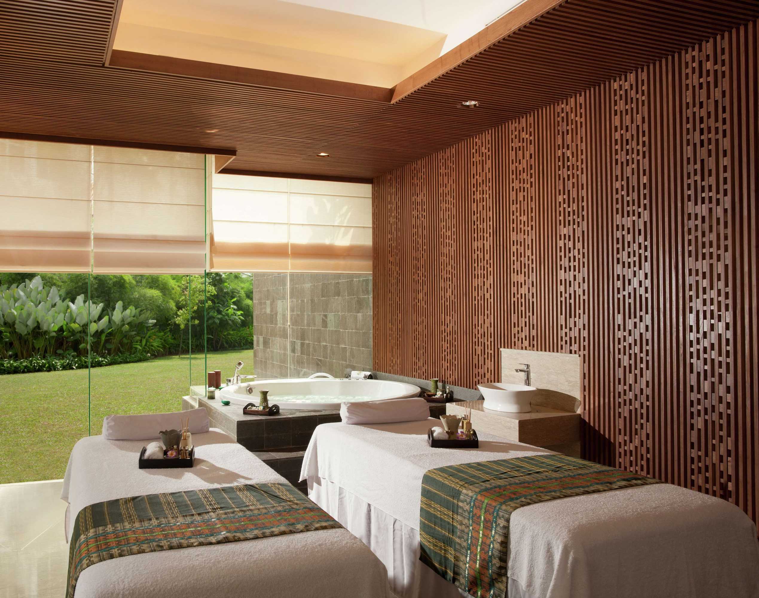 Gift card for Doubletree by Hilton Jakarta - Diponegoro Gift card for Doubletree by Hilton Jakarta - Diponegoro