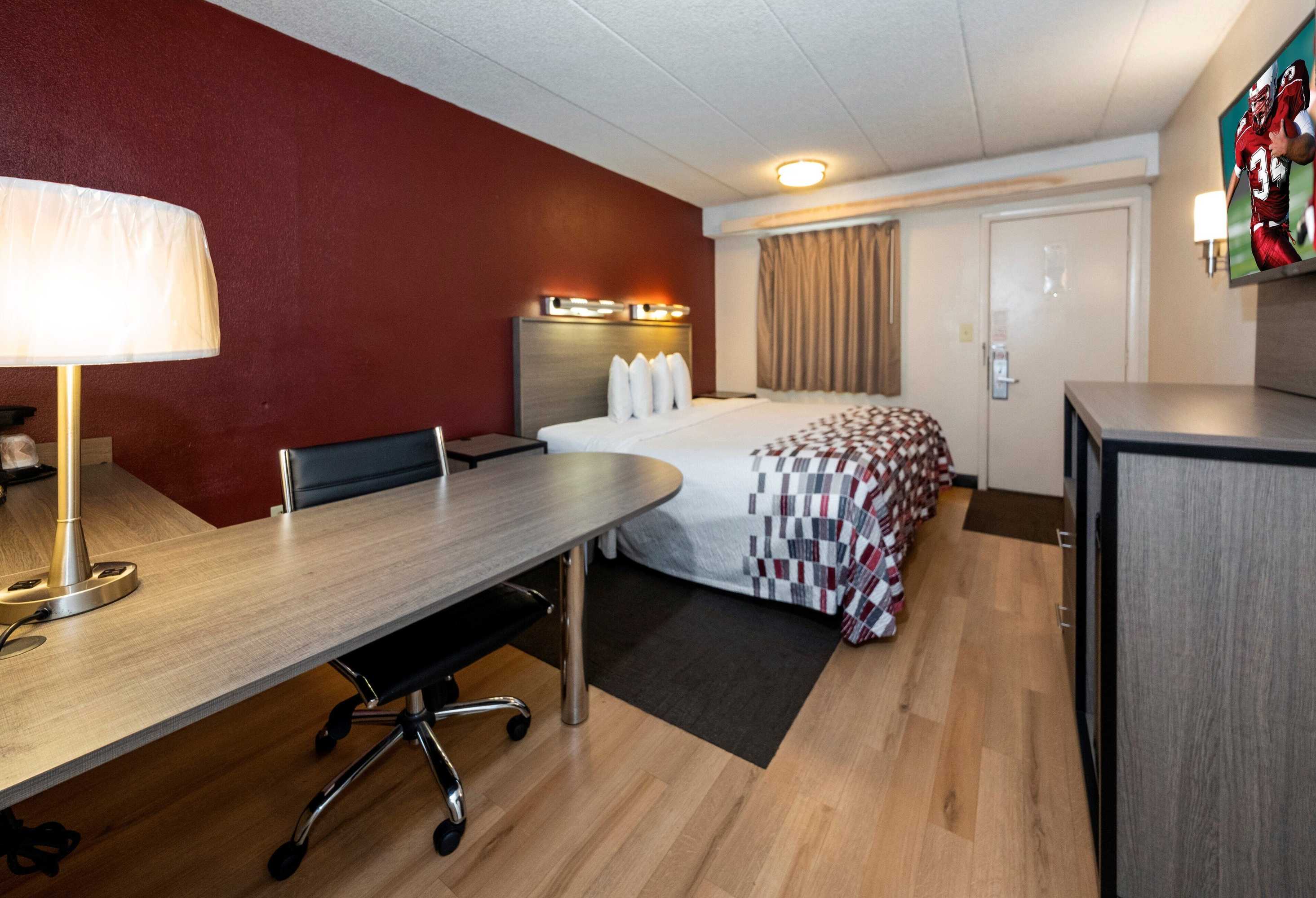 Gift card for Red Roof Inn Edison Gift card for Red Roof Inn Edison