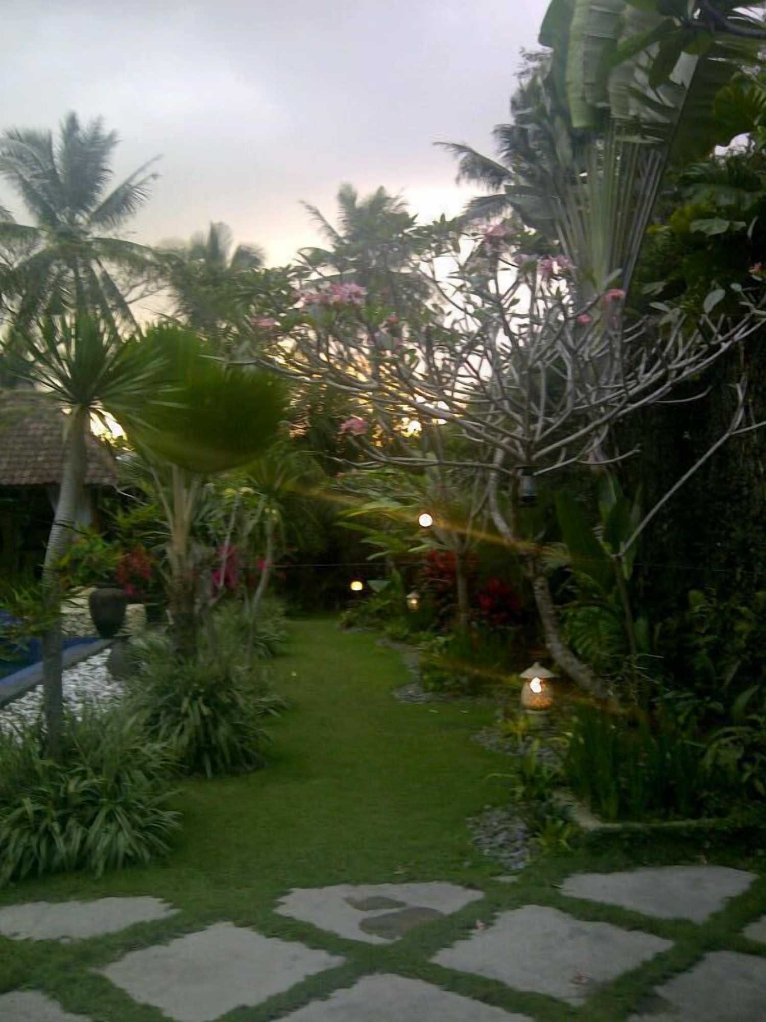 Gift card for Villa Pakem