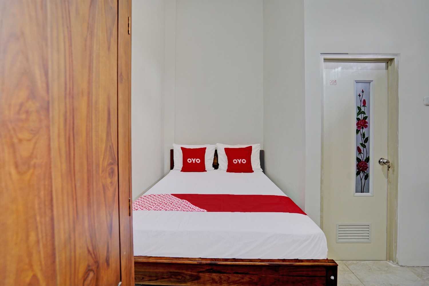 Gift card for Oyo 92541 Suny Kost Syariah