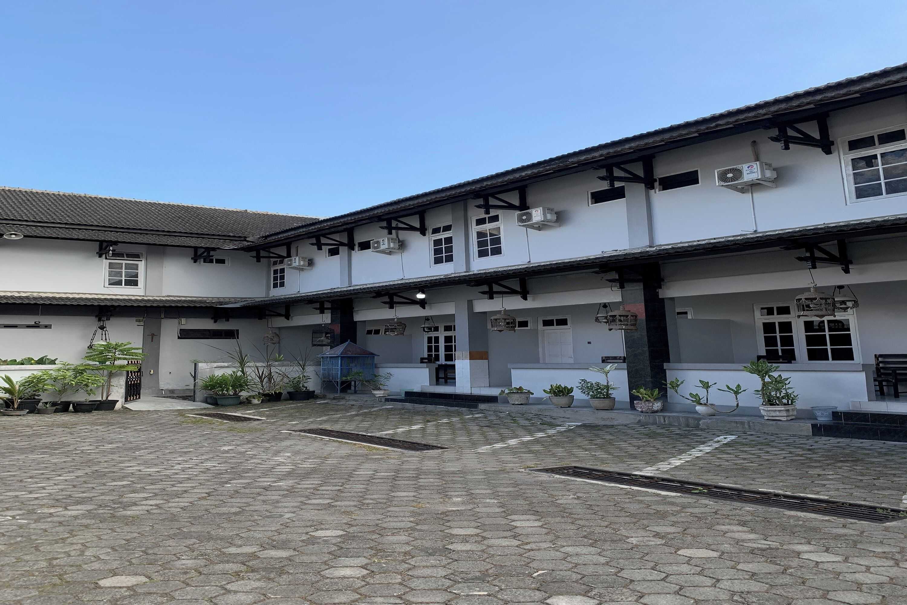 Gift card for Hotel Merak Indah Gift card for Hotel Merak Indah