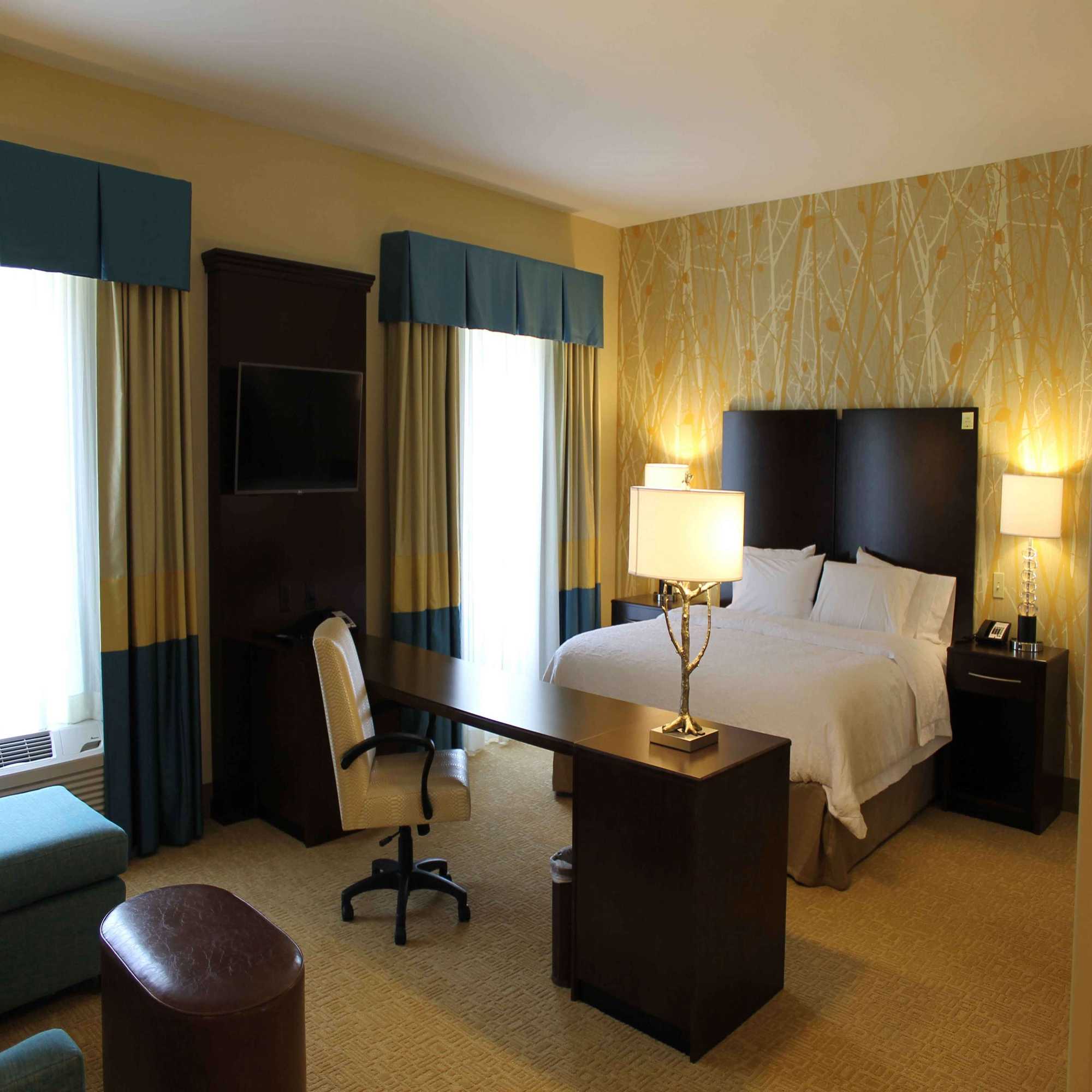 Gift card for Hampton Inn & Suites Stroudsburg Pocono Mountains Gift card for Hampton Inn & Suites Stroudsburg Pocono Mountains