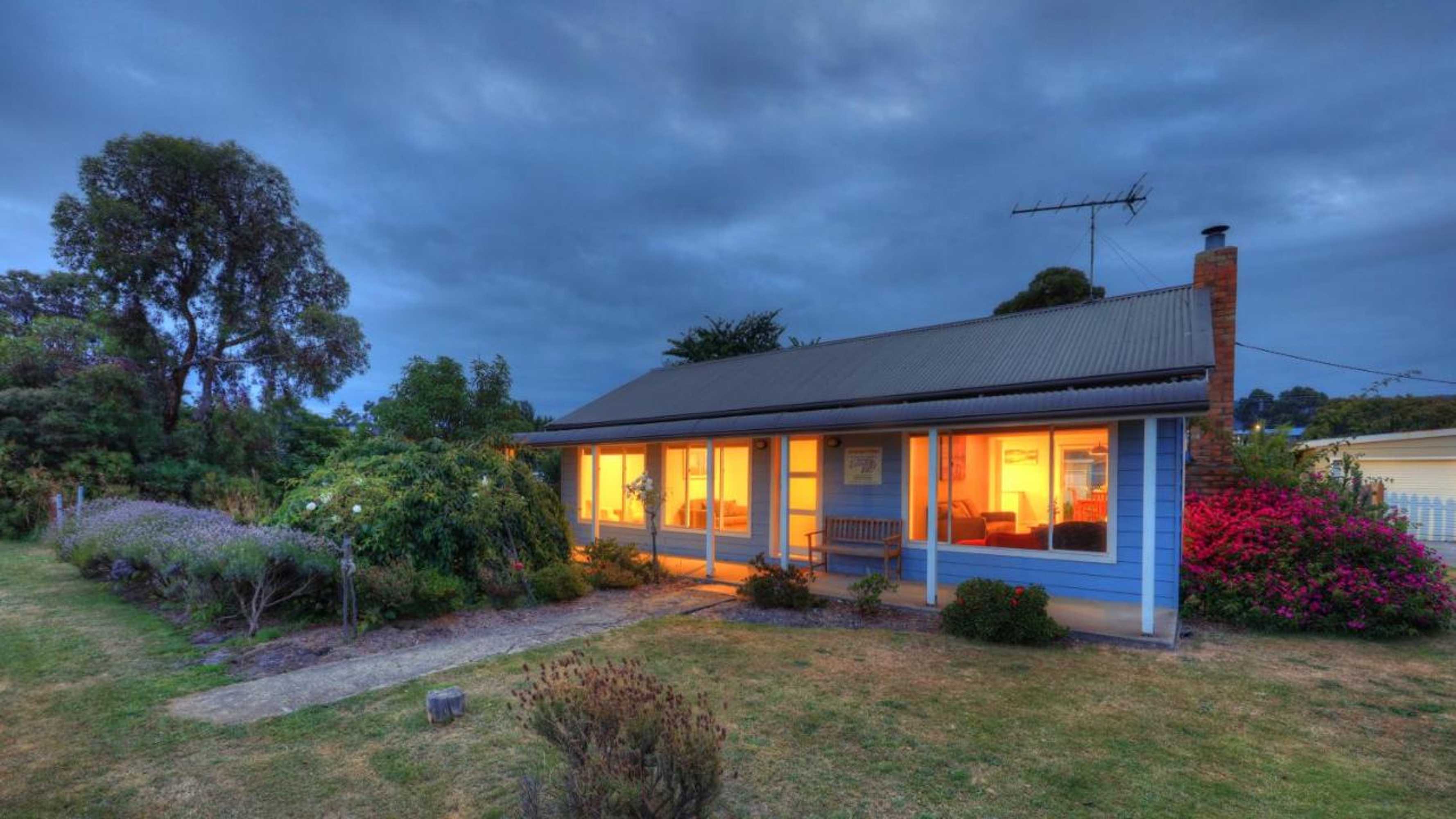 Gift card for Castaway Cottage - Essentially Tas